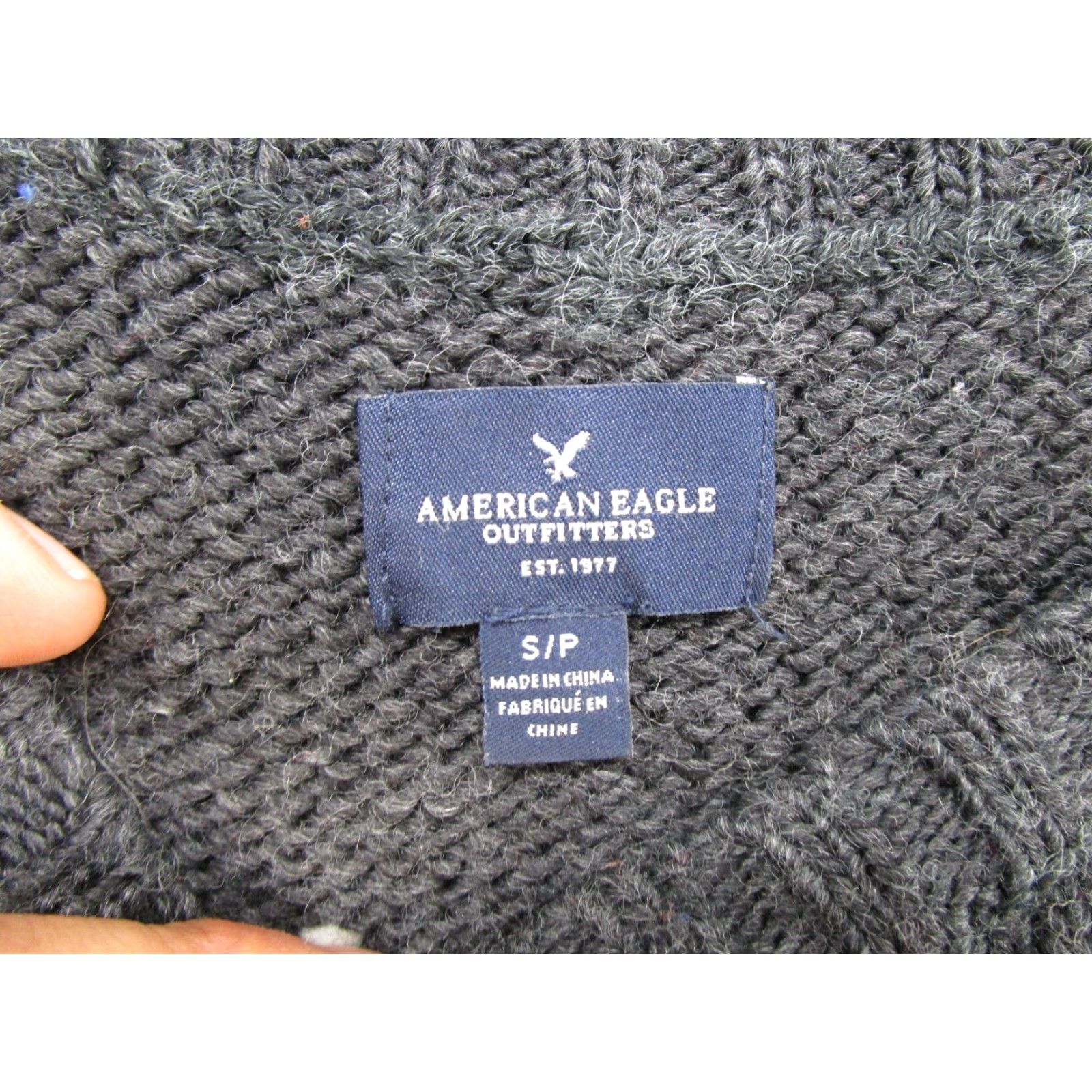 American Eagle Outfitters American Eagle Women's Soft Knit Pullover Zig Zag Stripe Sweater Size Small Size S / US 4 / IT 40 - 2 Thumbnail