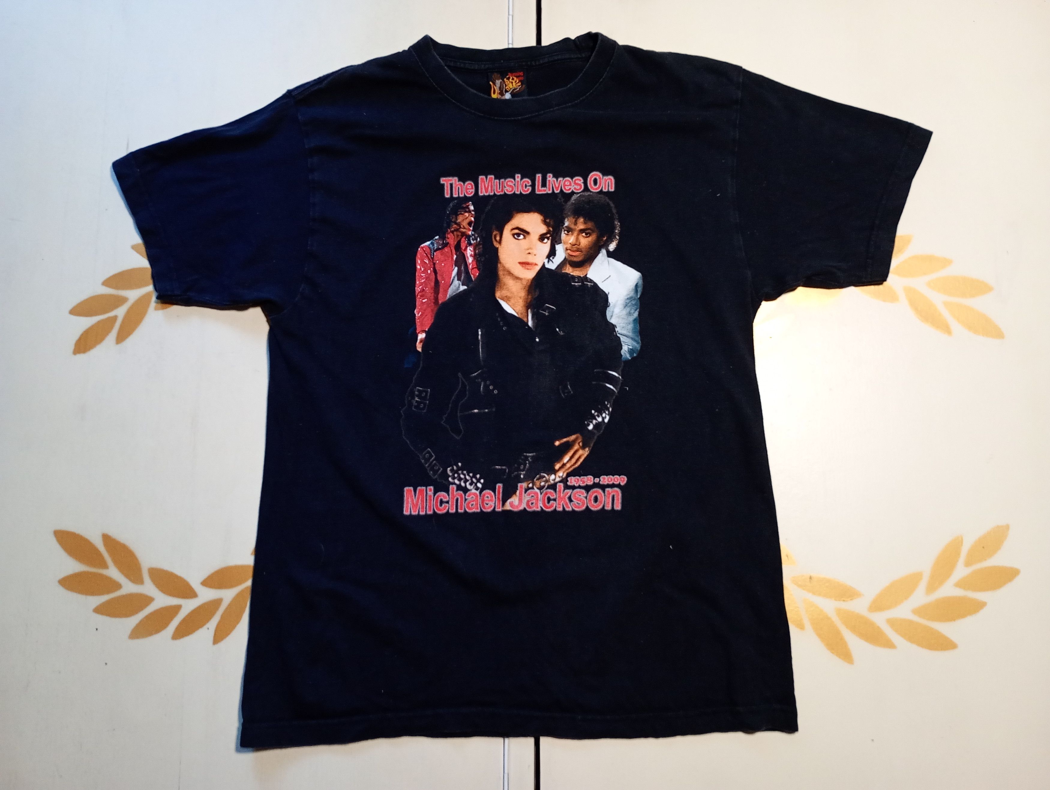 Michael Jackson Michael Jackson Burning Eagle The Music Lives One 1958-2009 Size US L / EU 52-54 / 3 - 1 Thumbnail