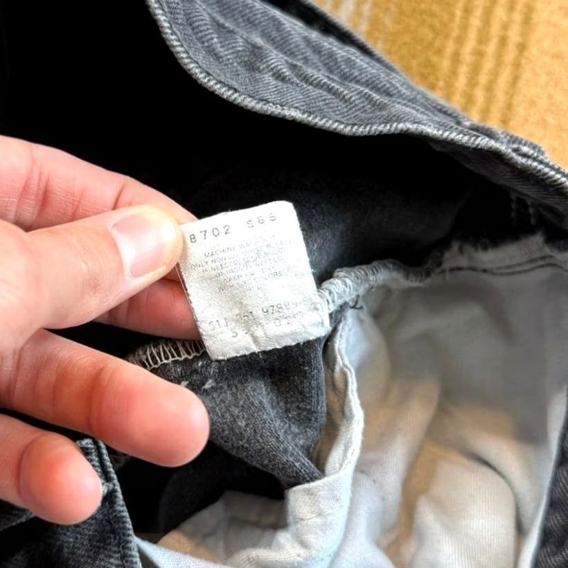 Levi's VINTAGE 90s Levi’s Black Denim Jeans 34x30 Tapered Made In USA Size US 34 / EU 50 - 4 Thumbnail