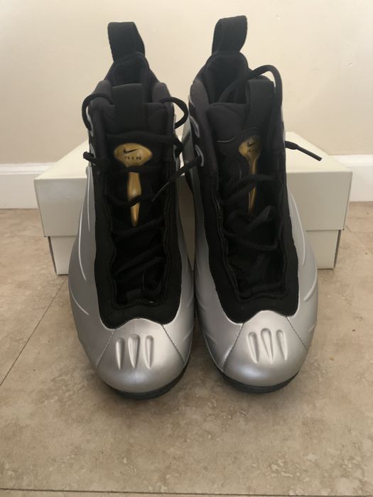 Tim duncan hot sale foamposite silver