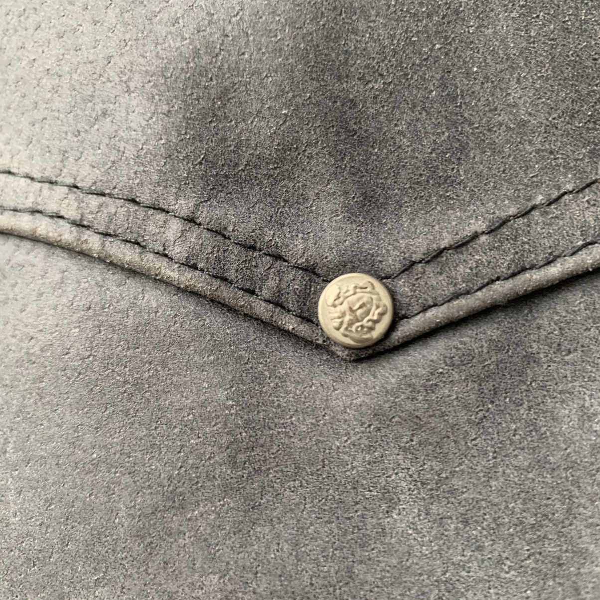 Cowboy Equipment × Versace VINTAGE VERSACE JEANS COUTURE PIGSKIN LEATHER VEST Size US M / EU 48-50 / 2 - 6 Thumbnail