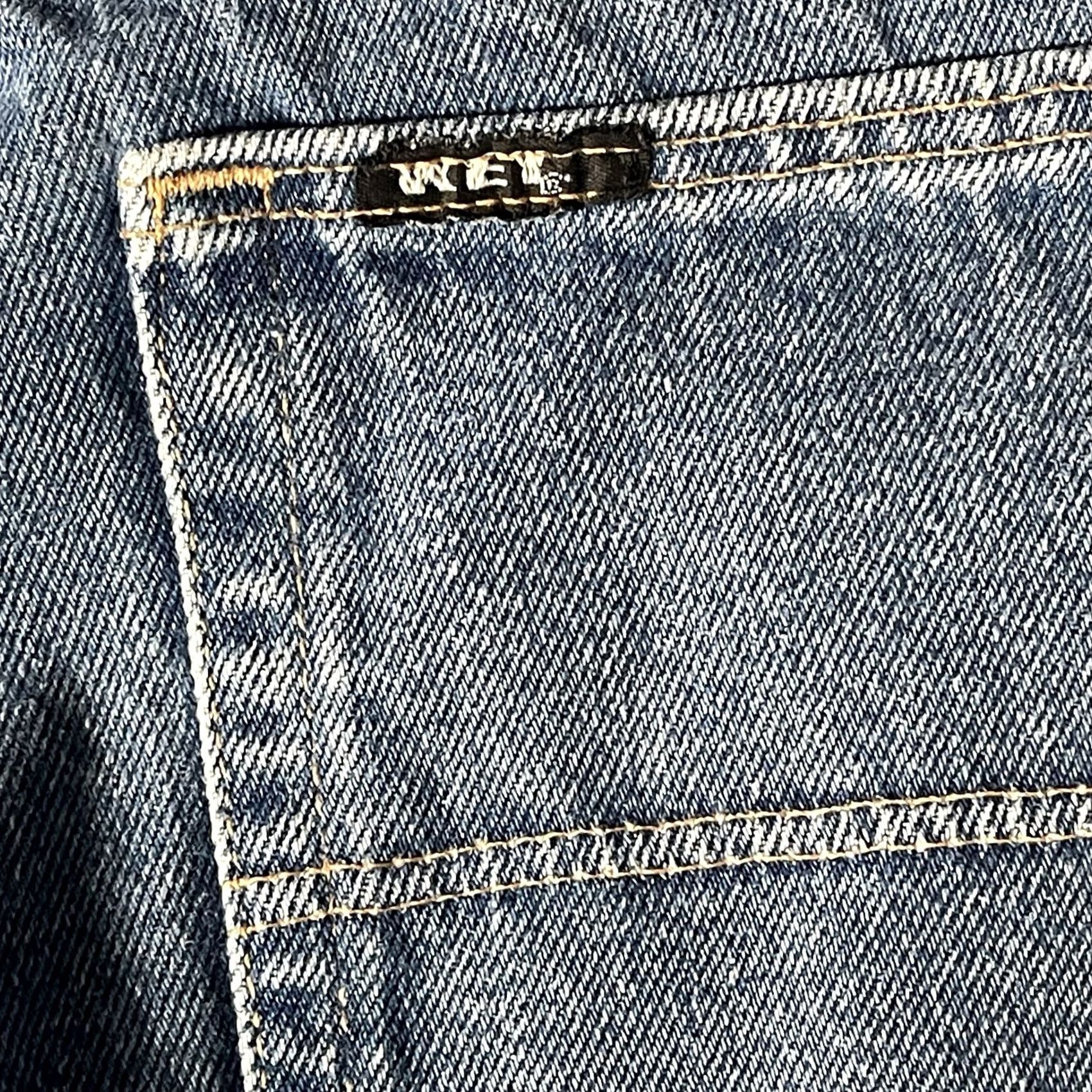 Vintage VINTAGE Key Jeans Mens 40x32 Medium Wash Distressed Straight 90s Grunge Logo Embroidered 5-Pocket Denim USA Rock Mens Size US 40 / EU 56 - 5 Thumbnail