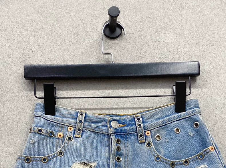 Gucci Gucci Size OS Blue roof-hole denim shorts size OS 2502-Ne Size US 28 / EU 44 - 4 Thumbnail