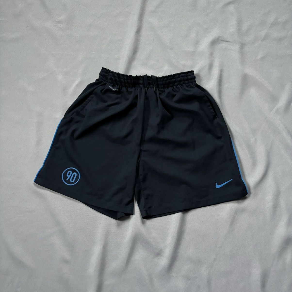 Nike Nike vintage total 90 shorts rare small blue sportswear 90s Size US 30 / EU 46 - 2 Thumbnail