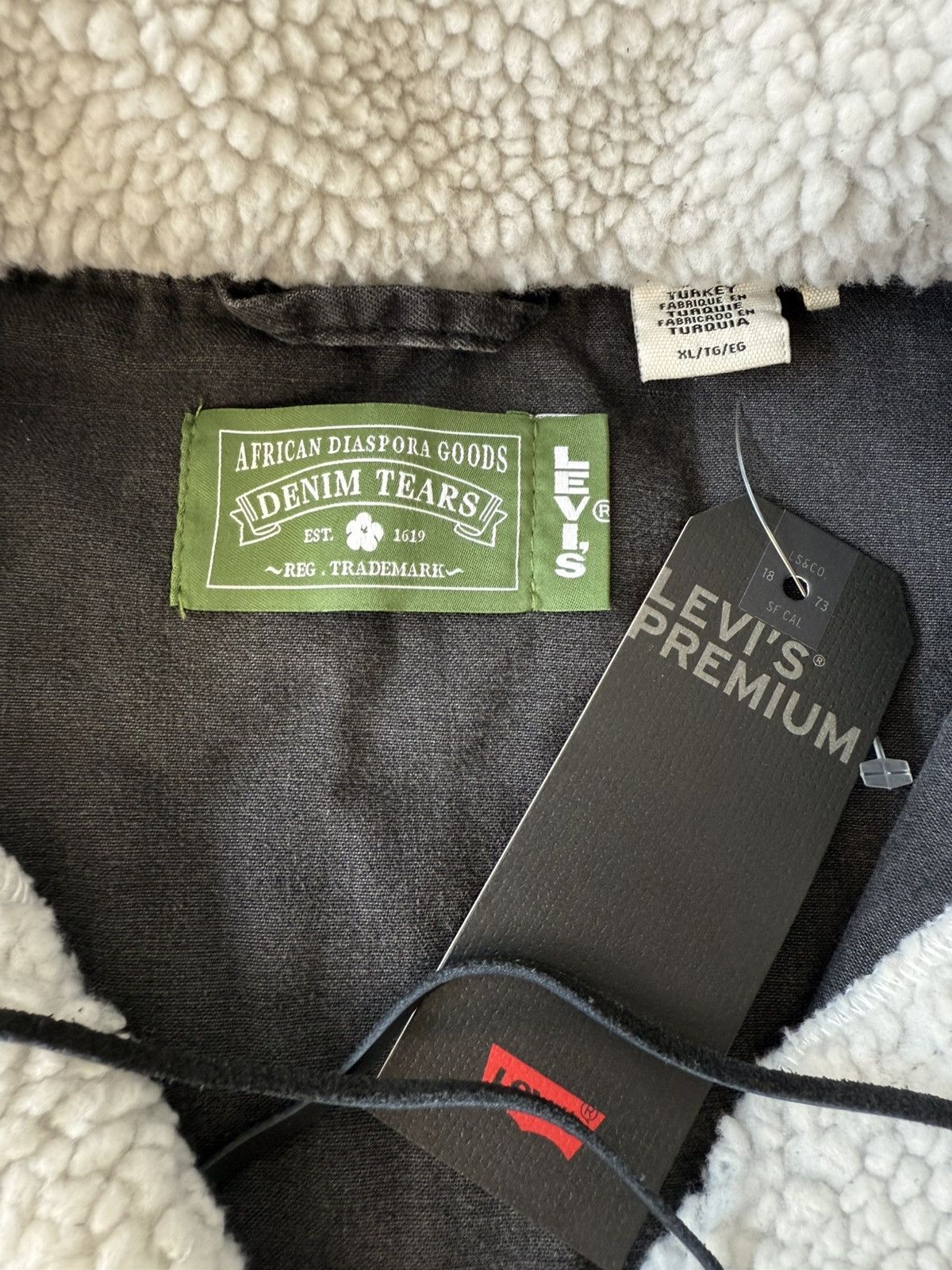 DENIM TEARS × Levi's New Motorcycle/Western Black Faded Denim Sherpa Pullover Size US XL / EU 56 / 4 - 12 Thumbnail