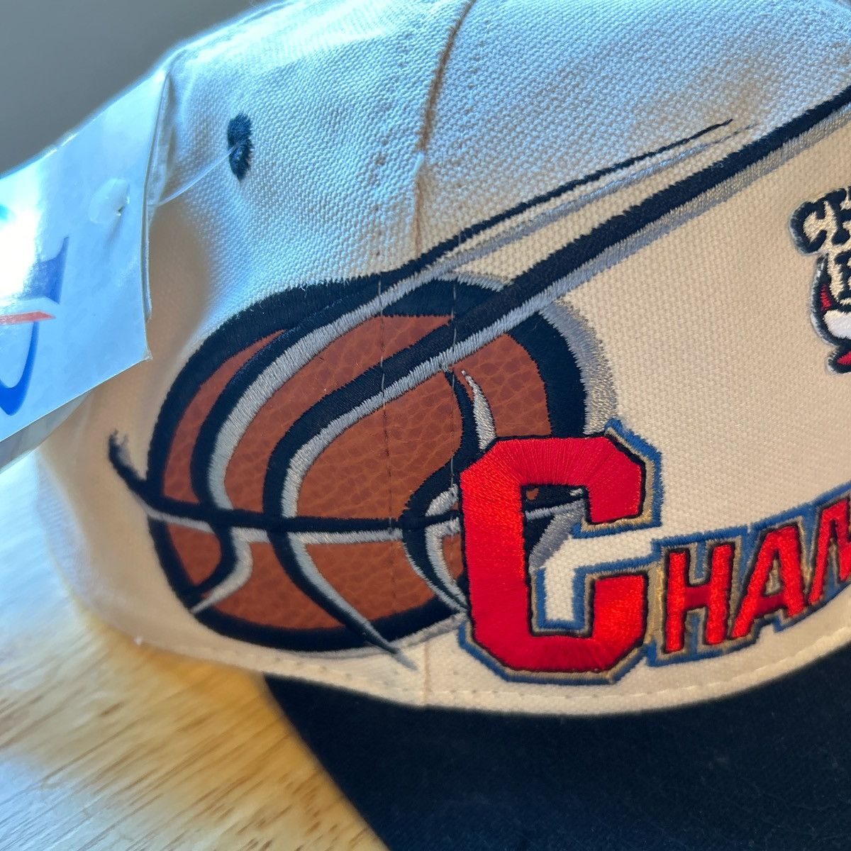 Logo Athletic × NBA × Vintage Vintage 1996 Chicago Bulls Champions NWT Logo Athletic Hat Size ONE SIZE - 3 Thumbnail