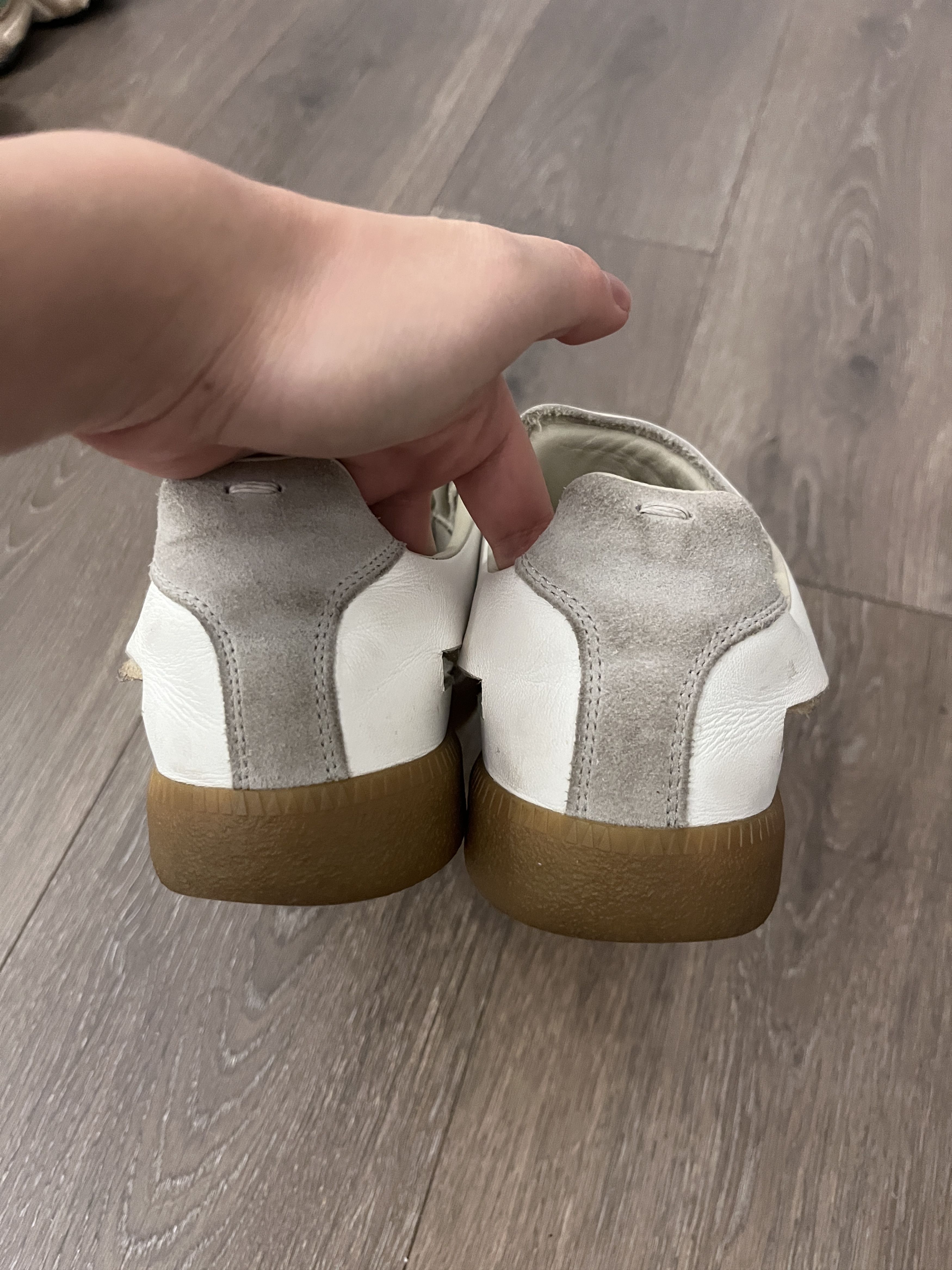 Maison Margiela Maison Margiela replica white shoes Size US 7 / EU 40 - 4 Thumbnail