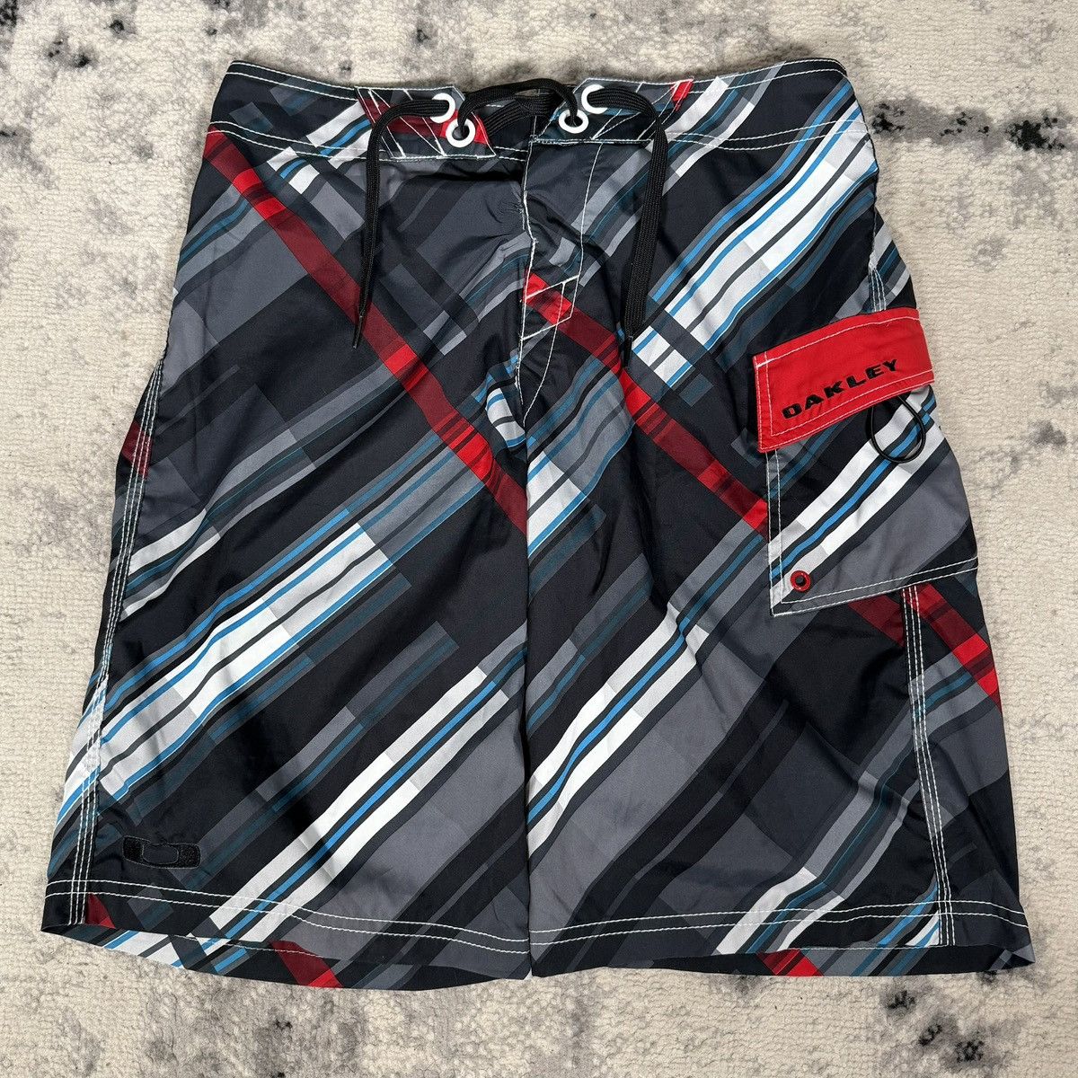 Oakley Y2K Oakley Red Blue Gray Stripes Board Shorts Size US 30 / EU 46 - 1 Thumbnail