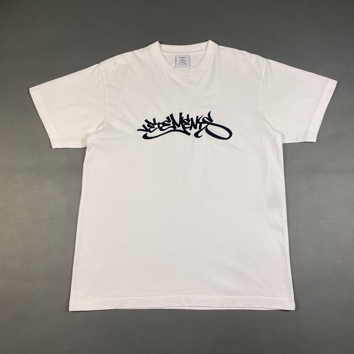 Vetements Vetements Denma Gvasalia Spencer Graffiti Type Font Tee Size US XS / EU 42 / 0 - 1 Thumbnail