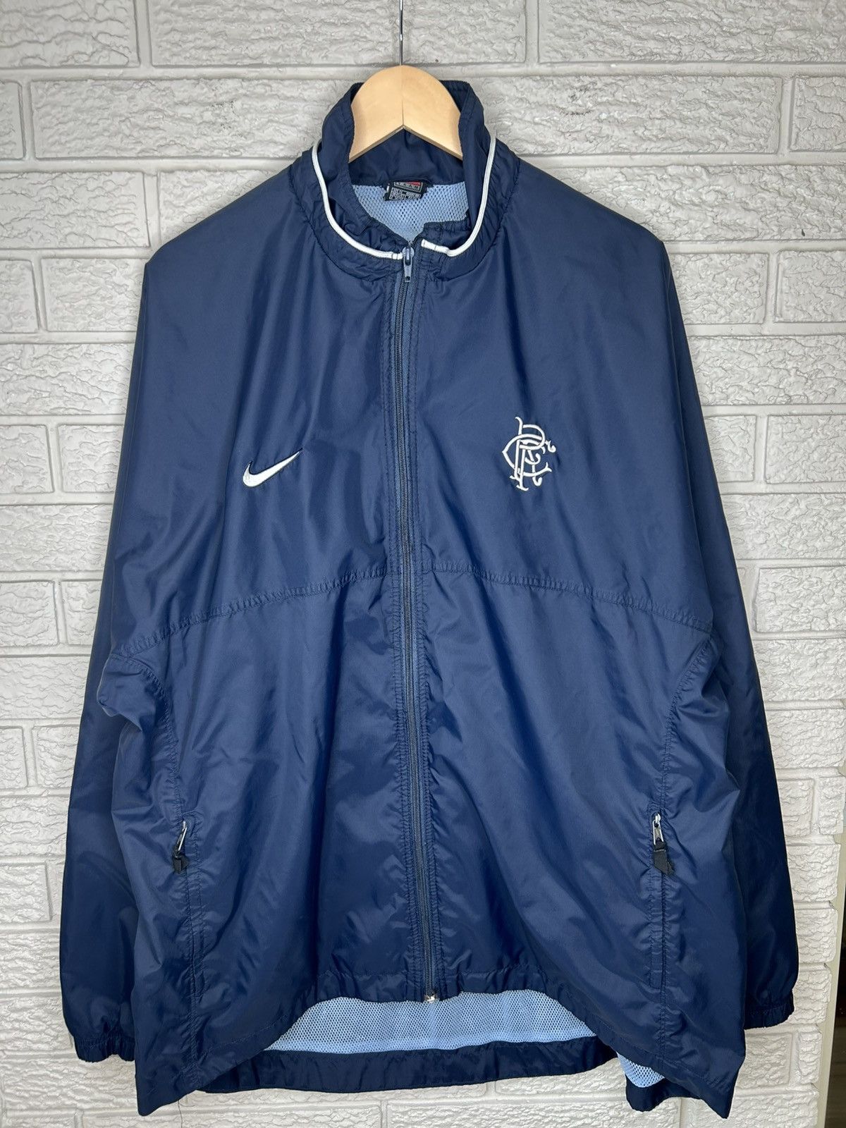 Nike Vintage Nike Glasgow Rangers Nylon Jacket Size US XL / EU 56 / 4 - 1 Thumbnail