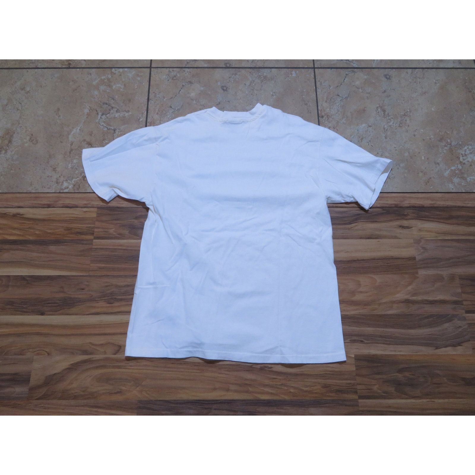 Hanes 90s Wolves With Native Fetish Print White T-shirt Sz L Size US XL / EU 56 / 4 - 3 Thumbnail