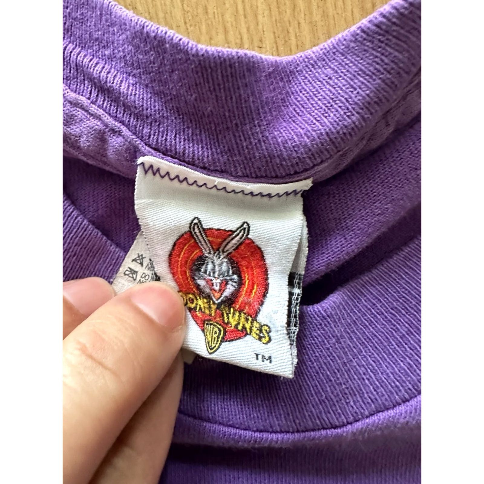 Vintage VINTAGE 1997 LOONEY TUNES Sylvester Tweety Purple T-Shirt L Adults 90s Cartoon Disney Warner Bros Cat Funny Size US L / EU 52-54 / 3 - 5 Thumbnail