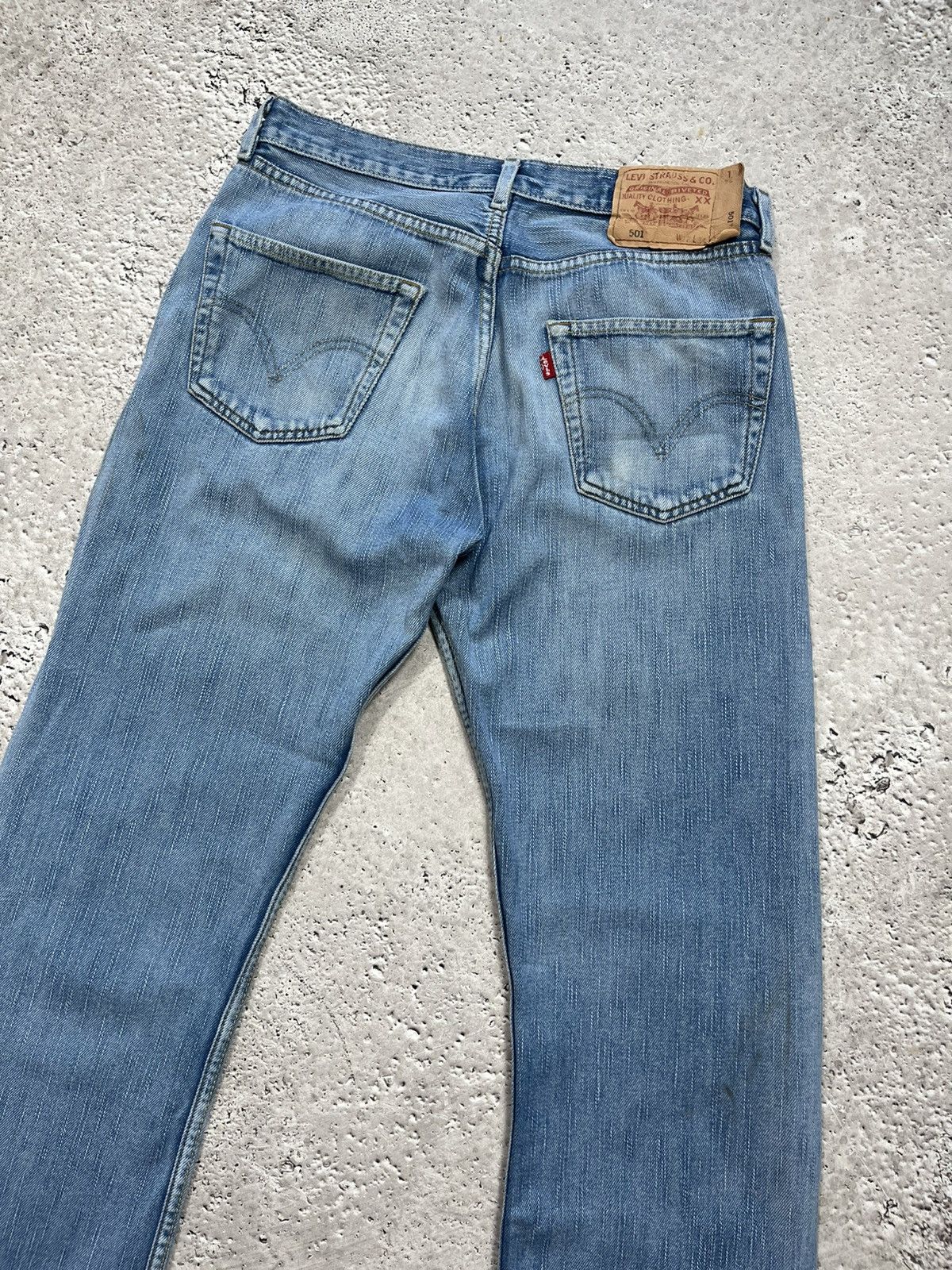 Levi's Vintage Levi’s 501 Light Wash Jeans W32 L34 Made in Romania Size US 32 / EU 48 - 2 Thumbnail