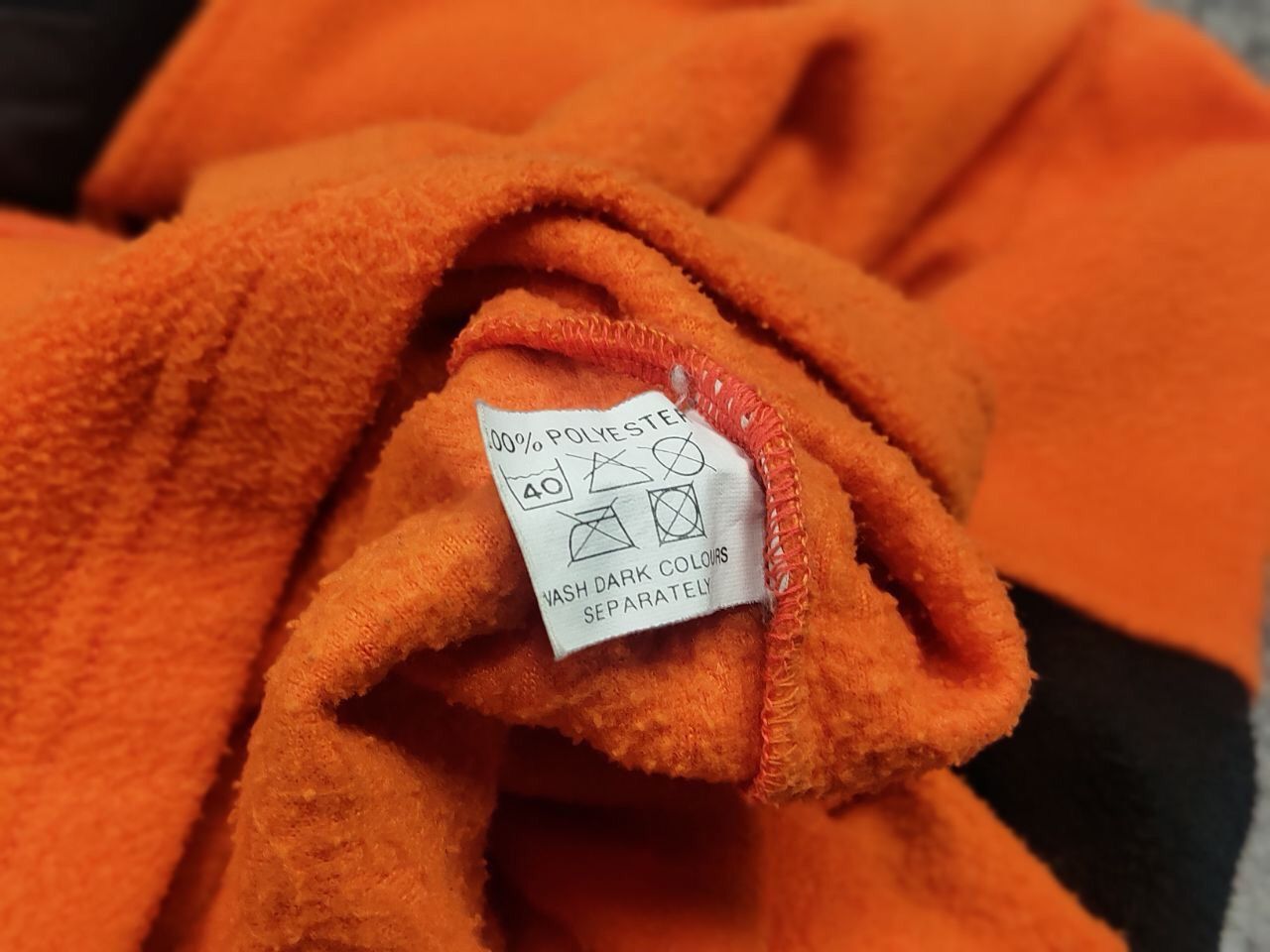 Nike Rare Vintage 80's Nike Logo Premier Orange Pullover Fleece Size US L / EU 52-54 / 3 - 17 Thumbnail
