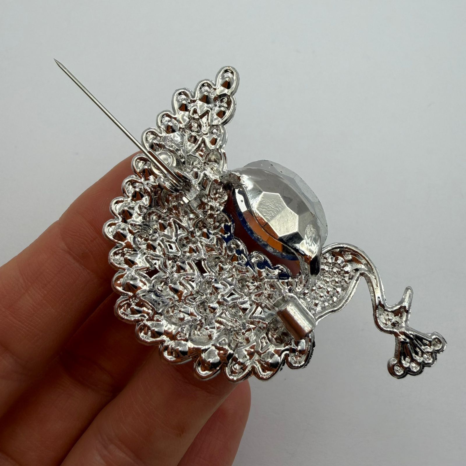 Vintage Blue Crystal Peacock Brooch Rhinestone Vintage Statement Size ONE SIZE - 6 Thumbnail