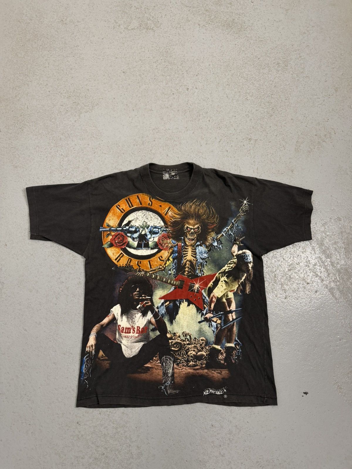 Band Tees Vintage Guns N Roses AOP Empire T-Shirt Size US XL / EU 56 / 4 - 1 Thumbnail