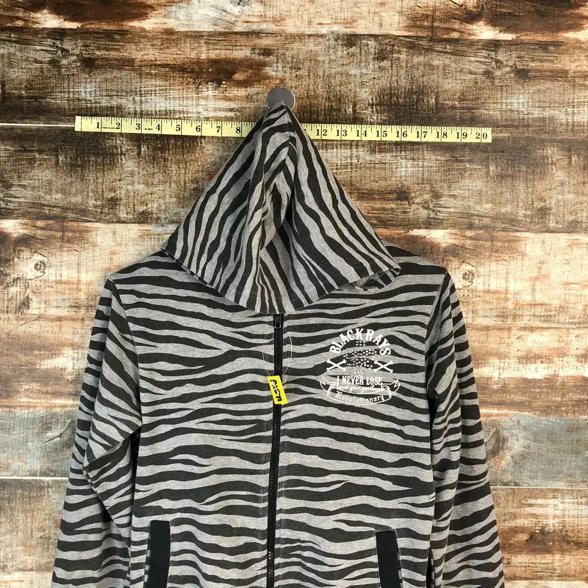 Japanese Brand DLL Bee Box Black Rays zebra Stripe skull Hoodie #A1571 Size US S / EU 44-46 / 1 - 7 Thumbnail