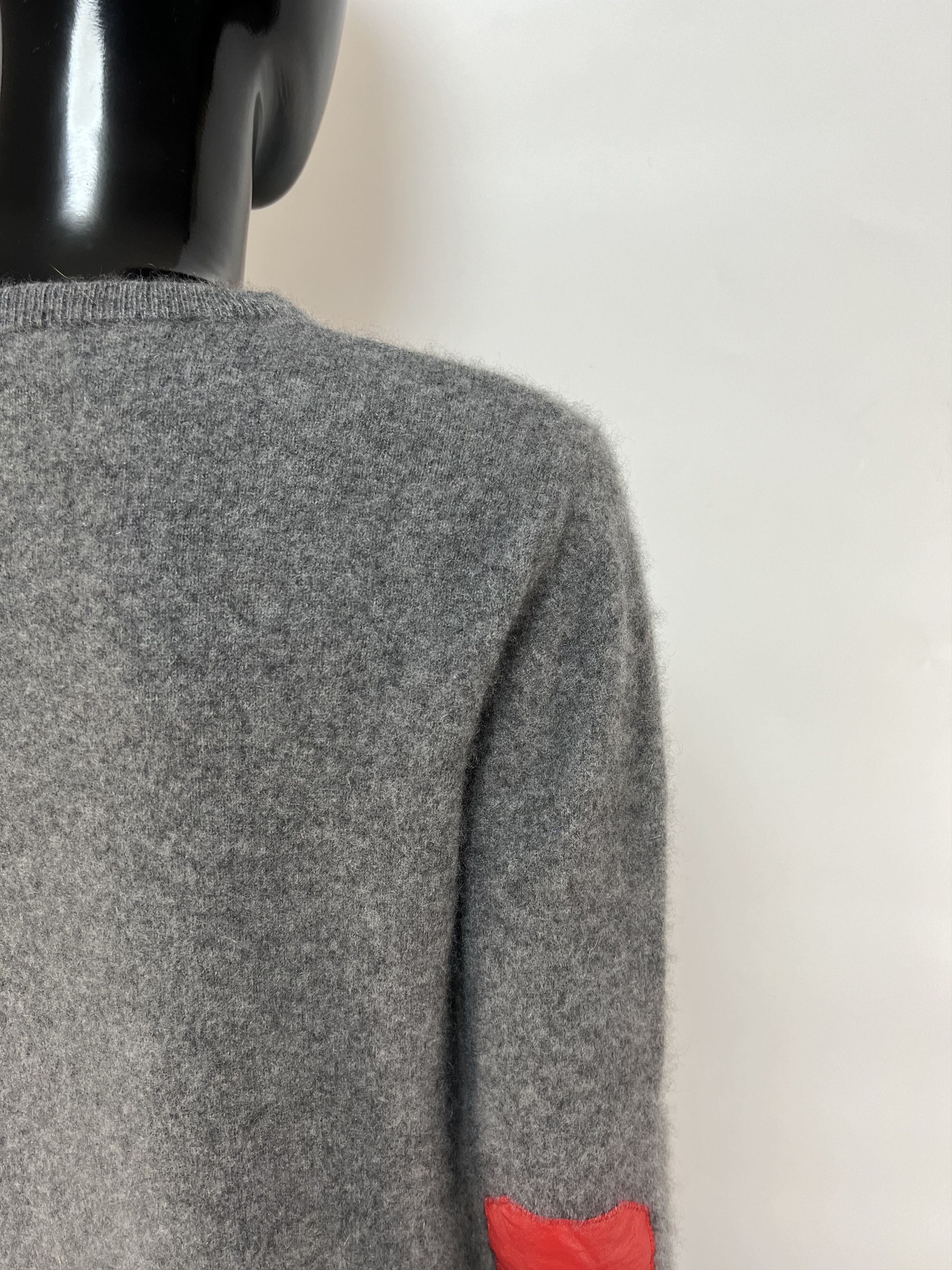Zadig & Voltaire Zadig & Voltaire Cashmere V-Neck Sweater Leather Aplication Size S / US 4 / IT 40 - 11 Thumbnail