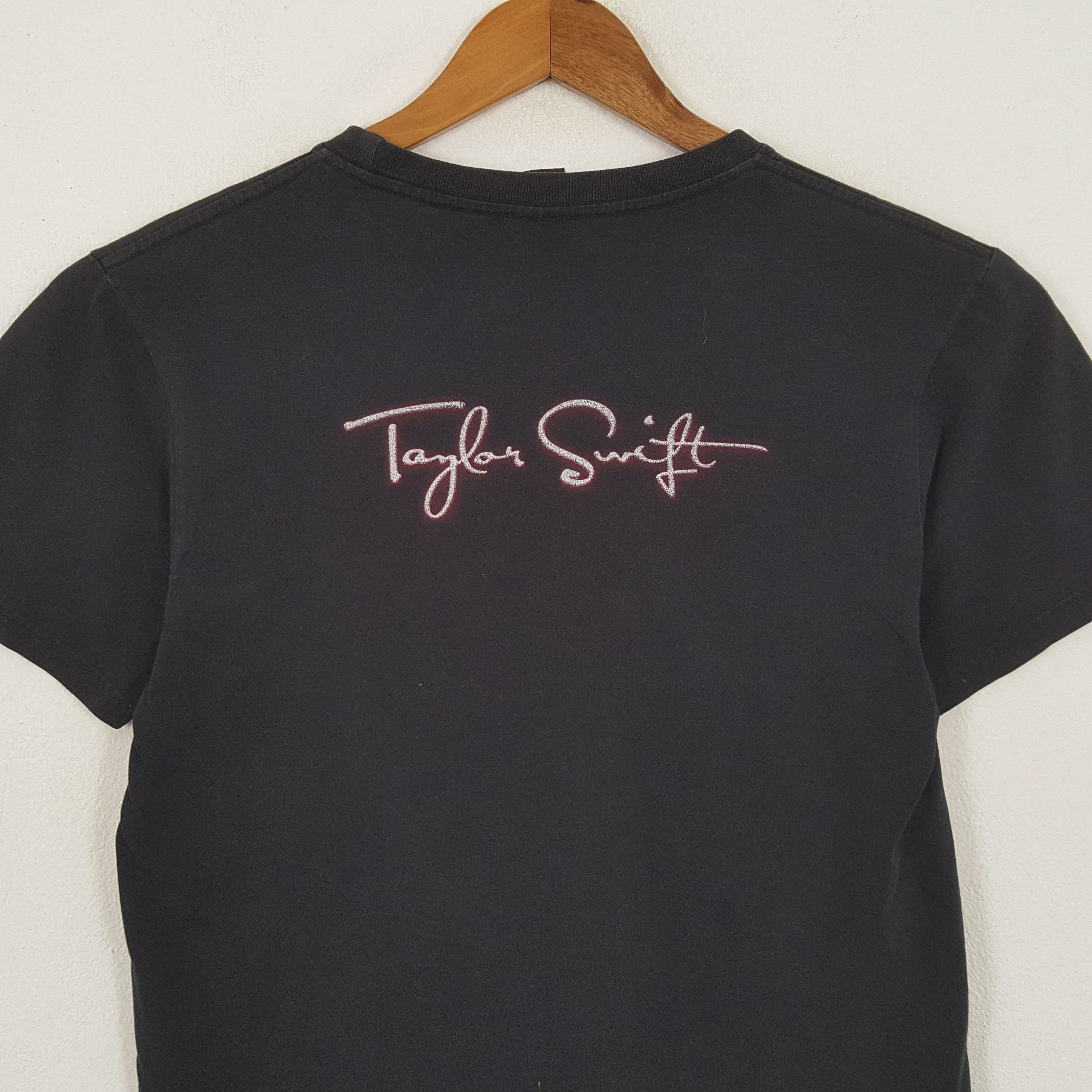 Band Tees × Vintage Vintage TAYLOR SWIFT American Singers Distressed T-Shirt Size US M / EU 48-50 / 2 - 4 Thumbnail