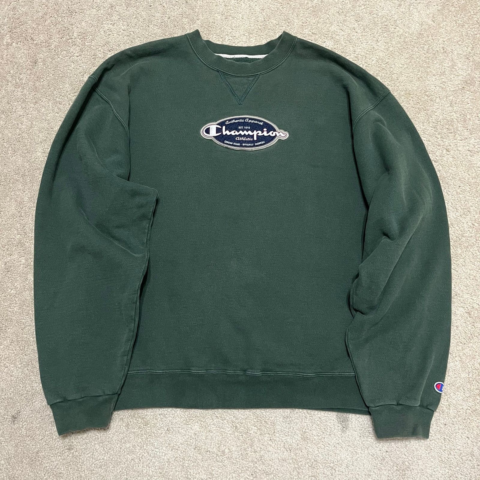 Champion Vintage Champion Embroidered Green Oversized Crewneck XL Size US XL / EU 56 / 4 - 1 Thumbnail