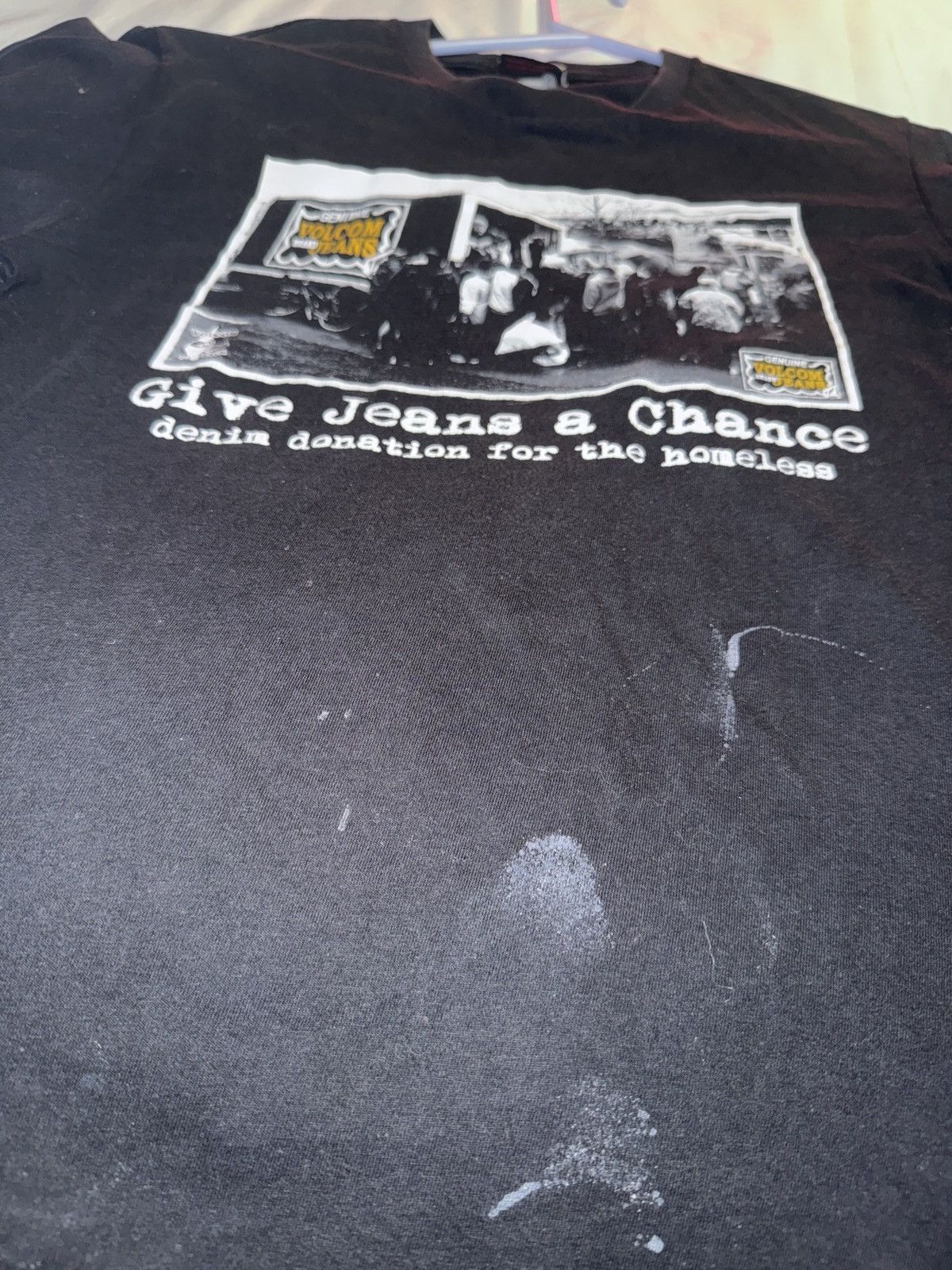 Vintage 2010 Rare OG Volcom NCA Homeless “Give Jeans a Chance” shirt Size US M / EU 48-50 / 2 - 4 Thumbnail