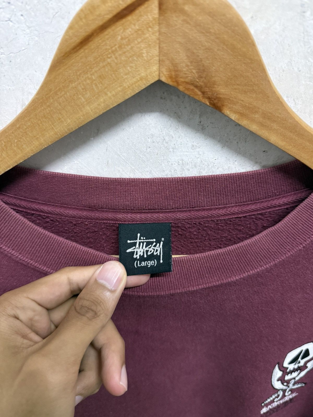 Stussy 2000s Stussy Tribe Skull Sweatshirt Size US L / EU 52-54 / 3 - 5 Thumbnail