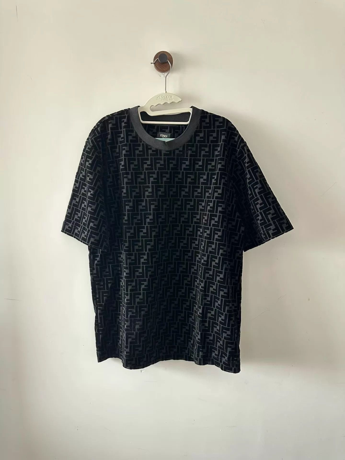 Fendi Fendi Black Flocked All-Over Print S/S M Size US M / EU 48-50 / 2 - 1 Thumbnail