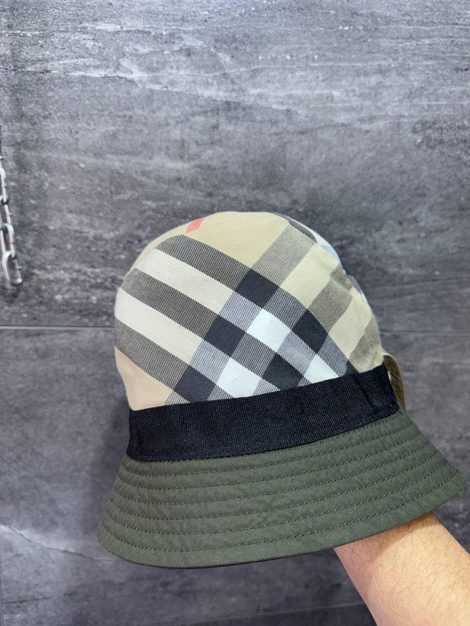 Burberry Burberry Green Cotton Bucket Hat Nova Check Lining Size M Size ONE SIZE - 9 Thumbnail