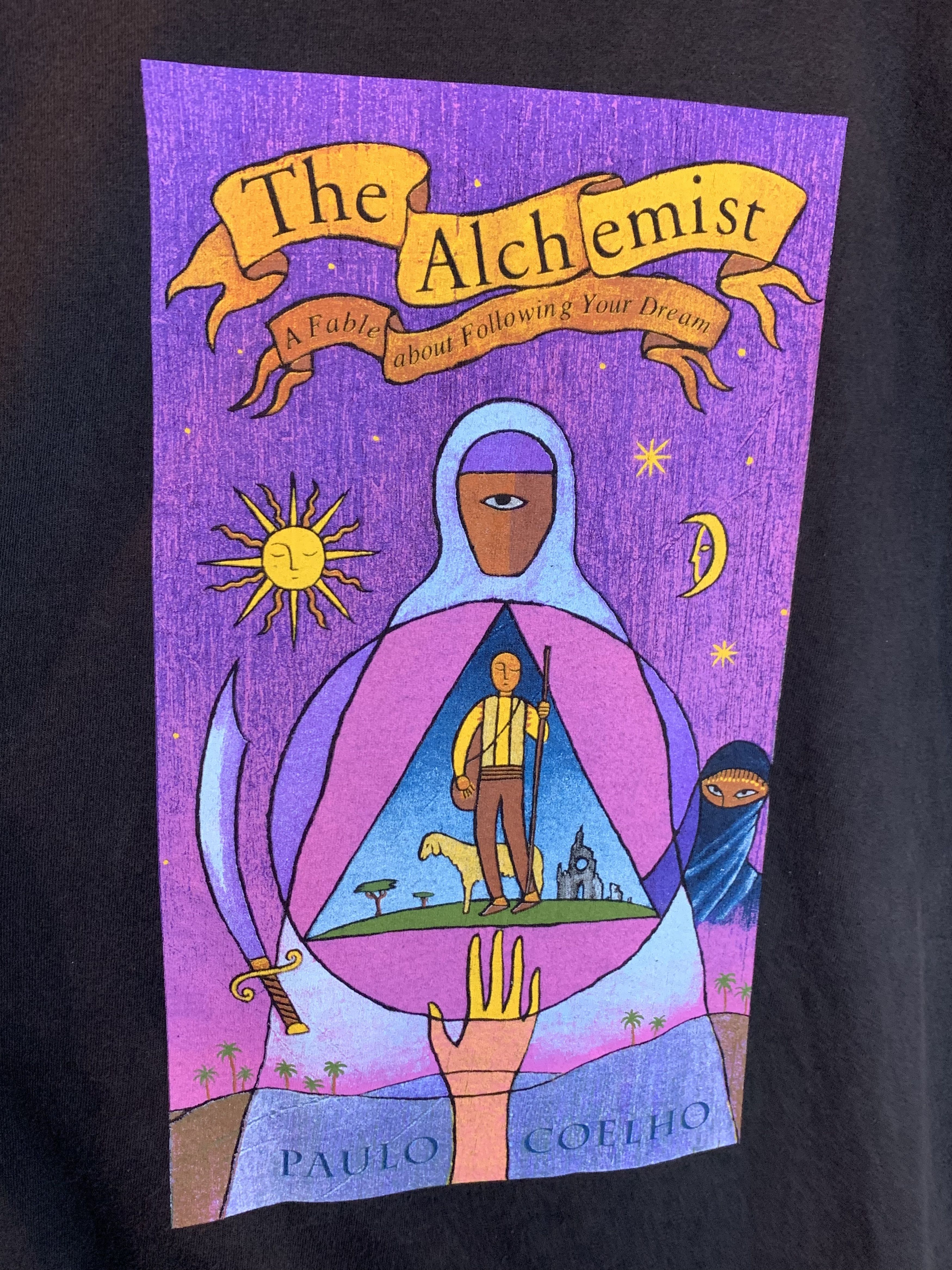 Vintage RARE* Vintage 80’s The Alchemist Paulo Coelho Book Art Shirt Size US XL / EU 56 / 4 - 2 Thumbnail