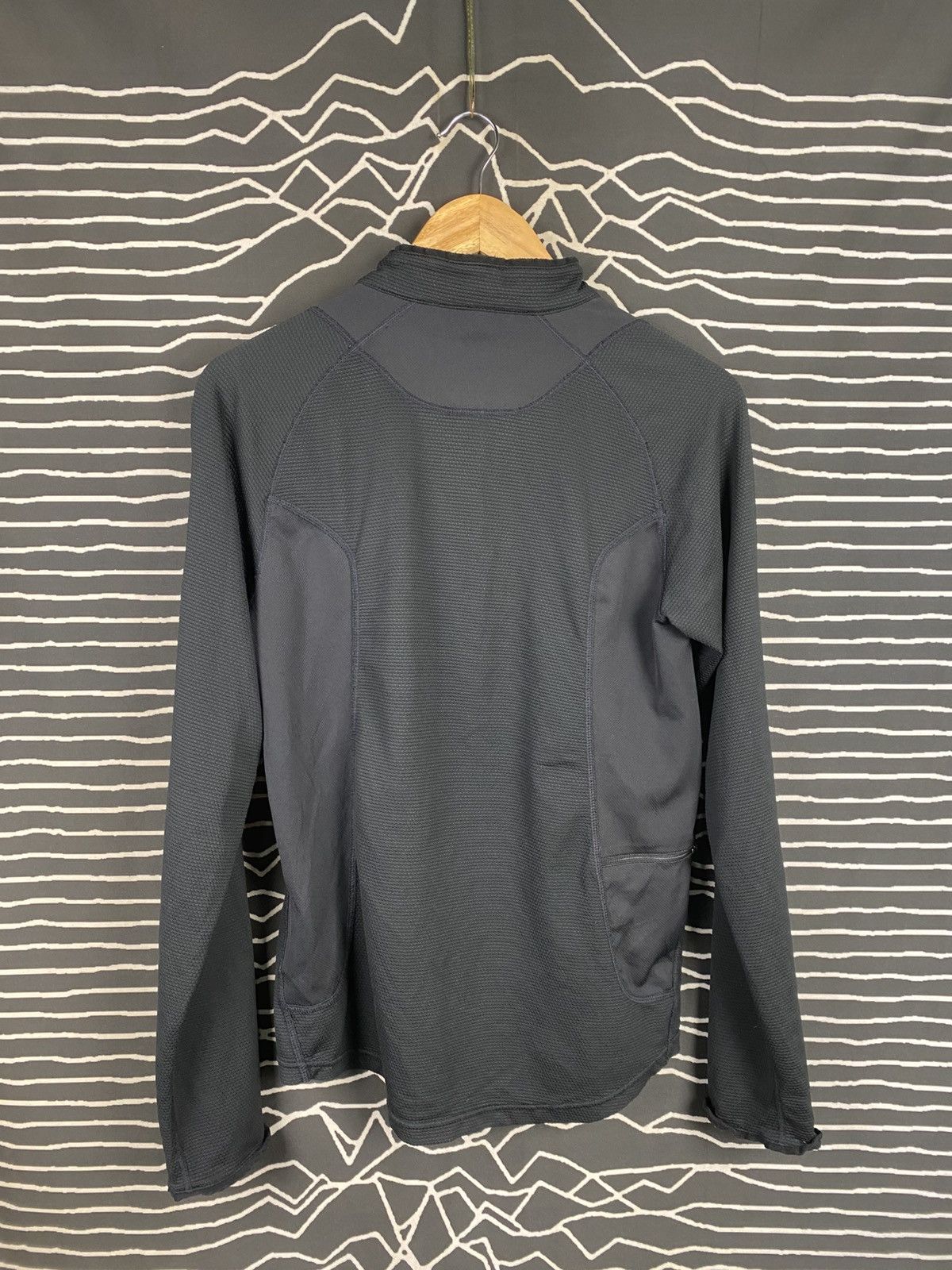 Nike ACG Nike ACG Long Sleeve Half Zipper Jersey Size US M / EU 48-50 / 2 - 2 Thumbnail