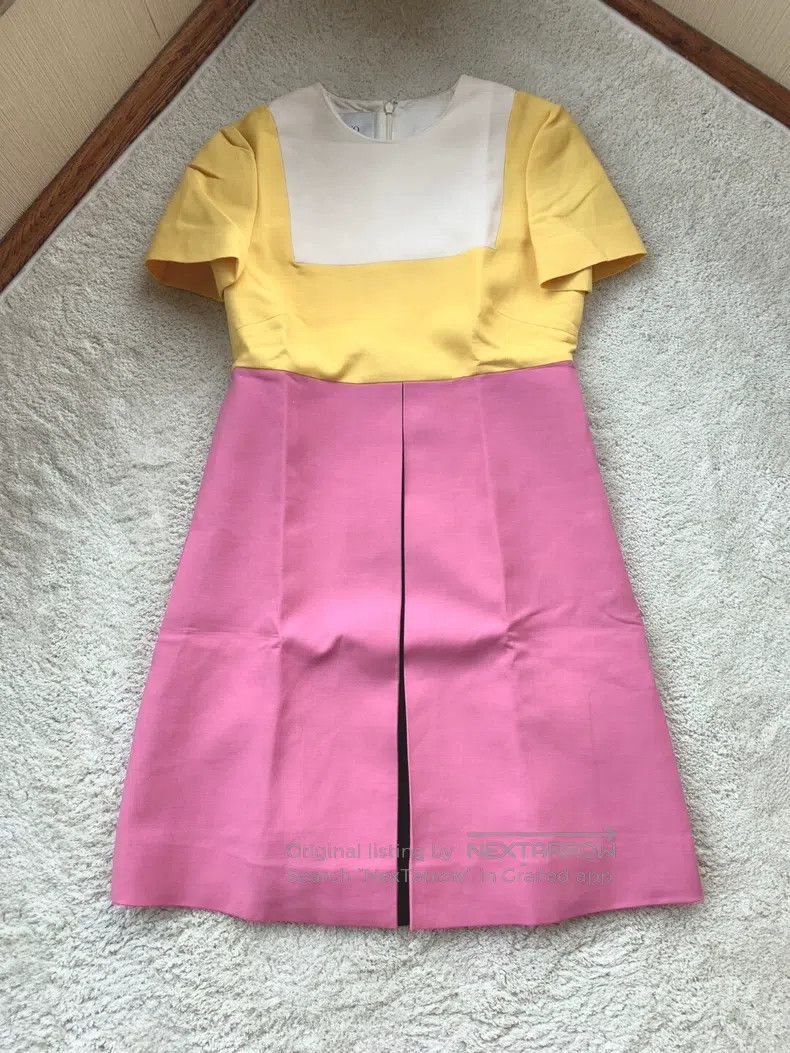Valentino Valentino Colorful short-sleeved dresses Size M / US 6-8 / IT 42-44 - 1 Thumbnail