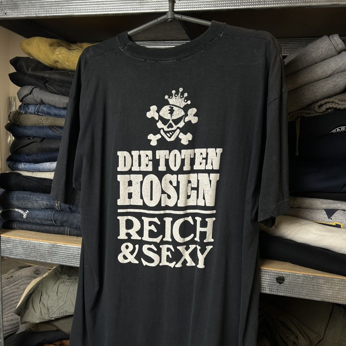 Band Tees Vintage Die Toten Hosen reich & Sexy 90’s single stitch tee Size US XL / EU 56 / 4 - 11 Thumbnail