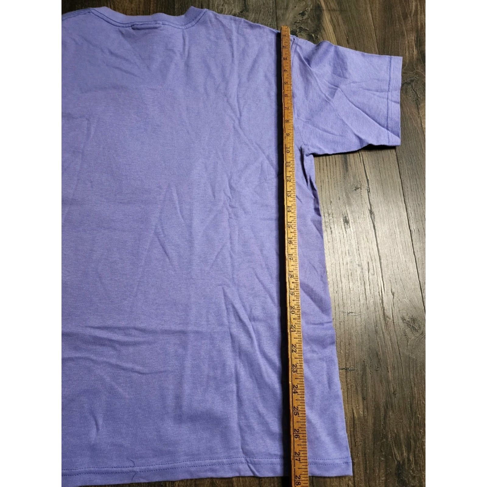 Vintage VINTAGE MC Energy Unisex Adults T-Shirt Short Sleeve Purple The Best Way To Bee A Friend Embroidered 90s Animal Theme Men’s Size L / US 10 / IT 46 - 2 Thumbnail