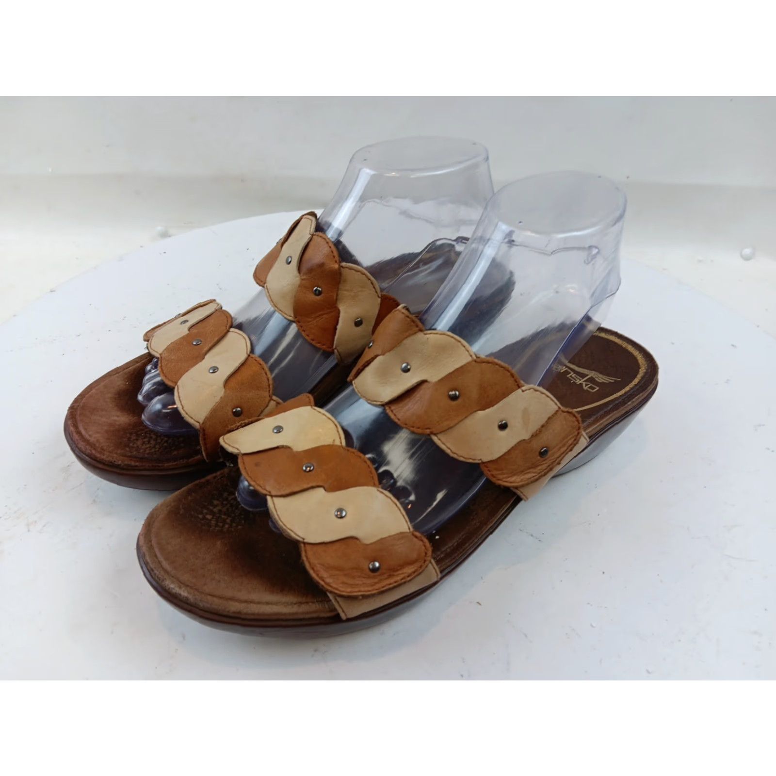 Dansko Dansko Dee Sandals Women’s US 10 EU 40 Brown Double Strappy Slide Studded Wedge Size US 10 / IT 40 - 4 Thumbnail