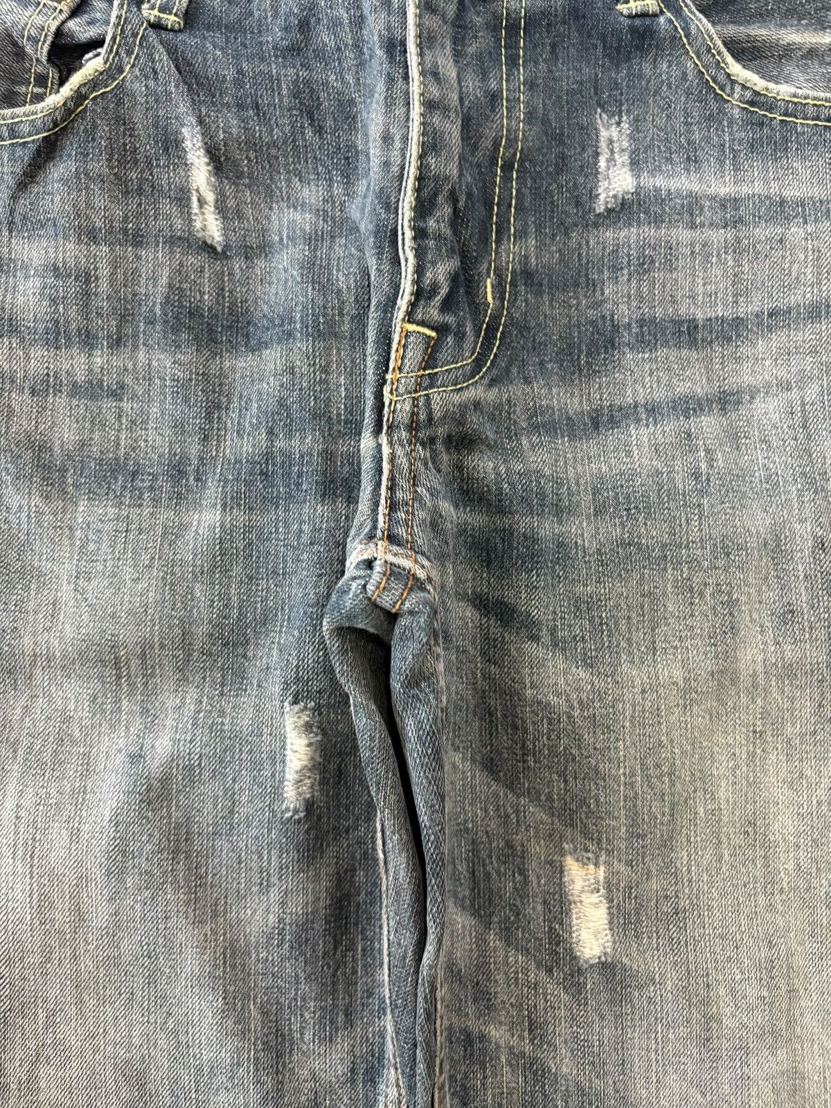Uniqlo Vintage Japanese Brand Mud Wash Distressed Jeans Size US 31 - 3 Thumbnail