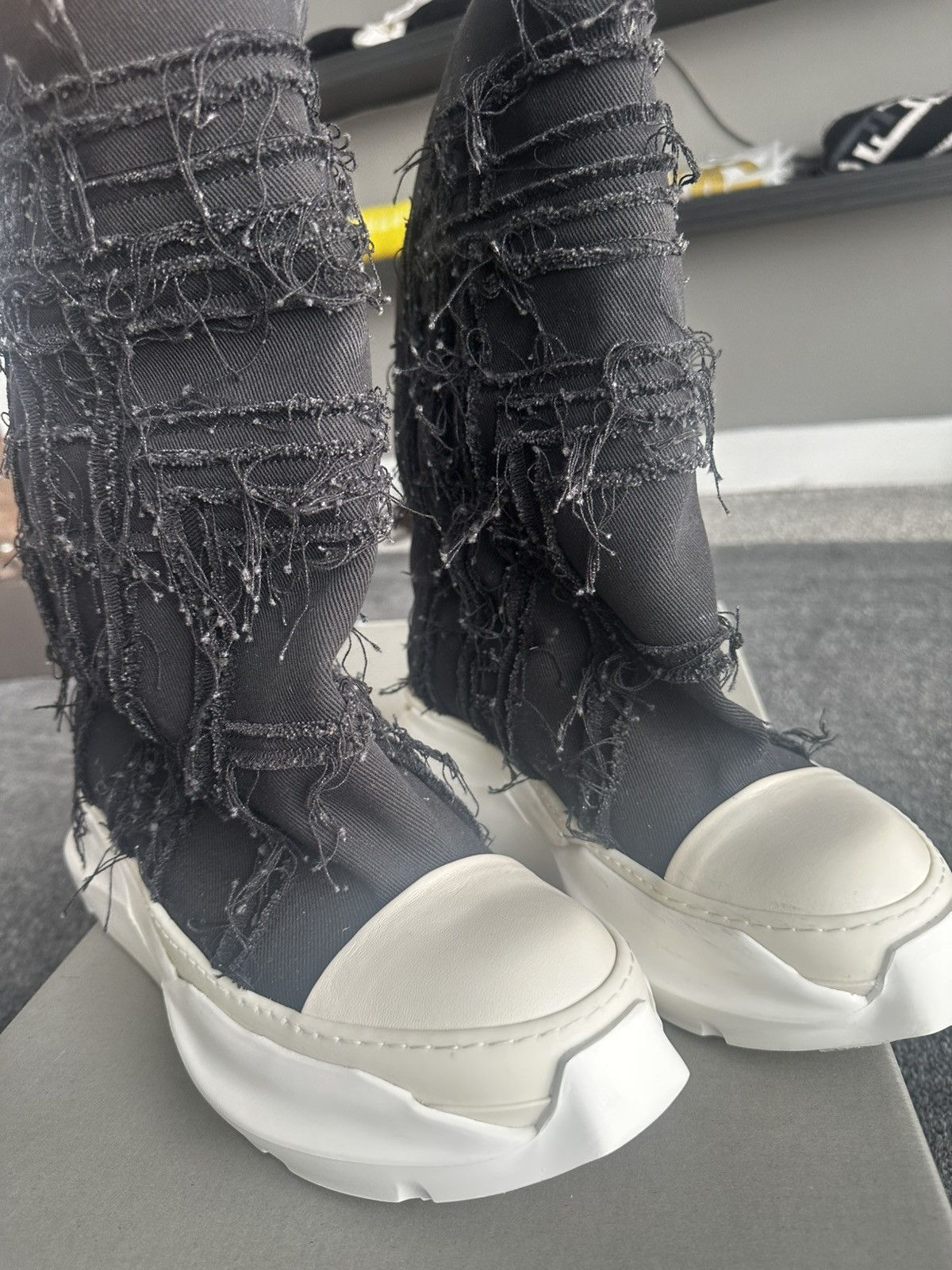 Rick Owens Rick Owens Slashed Fogachine Size US 11 / EU 44 - 2 Thumbnail