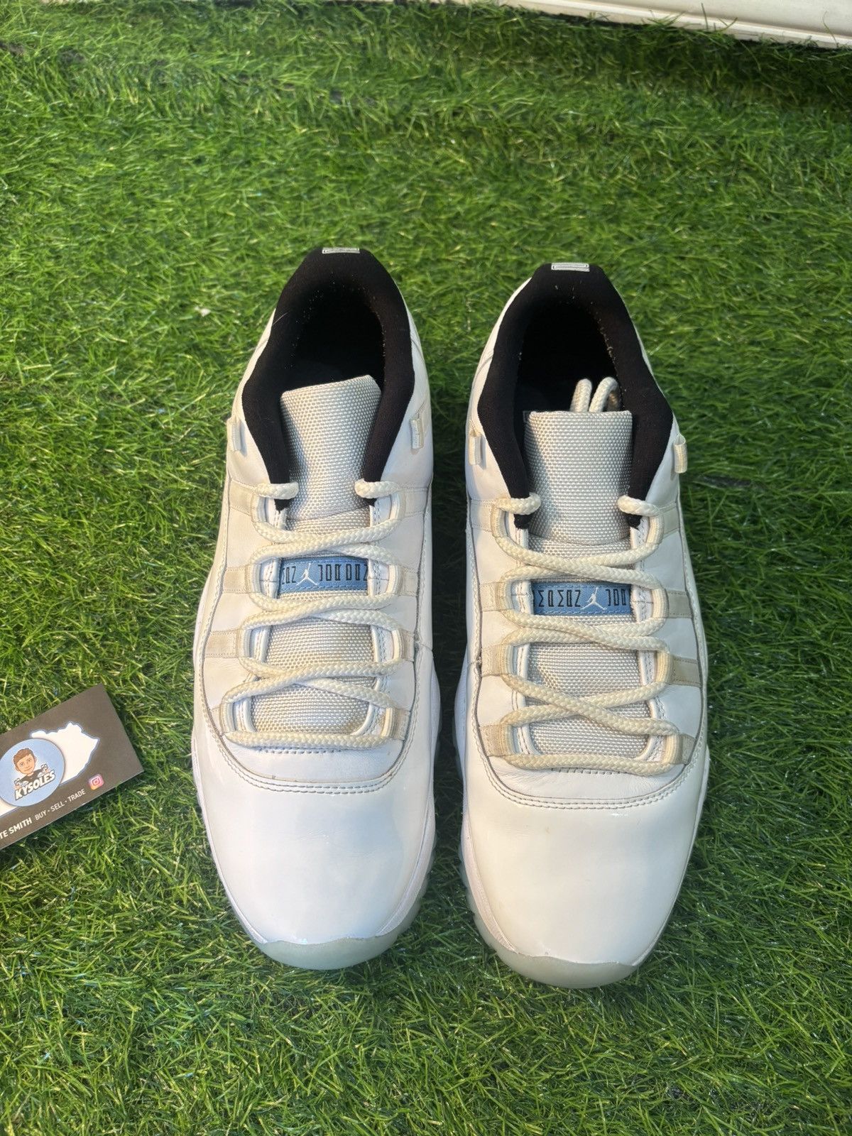 Jordan Brand Jordan 11 low legend blue Size US 11.5 / EU 44-45 - 3 Thumbnail