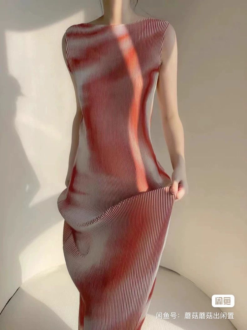 Issey Miyake Issey Miyake Red striped dress Size S / US 4 / IT 40 - 5 Thumbnail