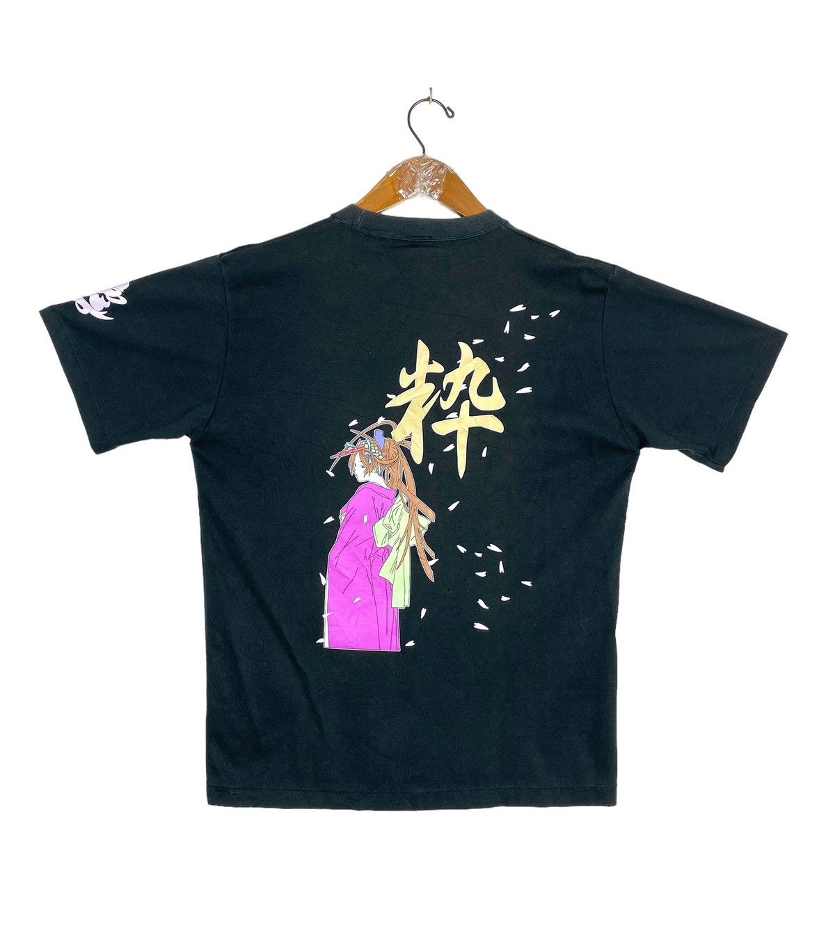 Japanese Brand Rare‼️ Vintage Anime Japan T-Shirt Made in Japan Size US S / EU 44-46 / 1 - 1 Thumbnail