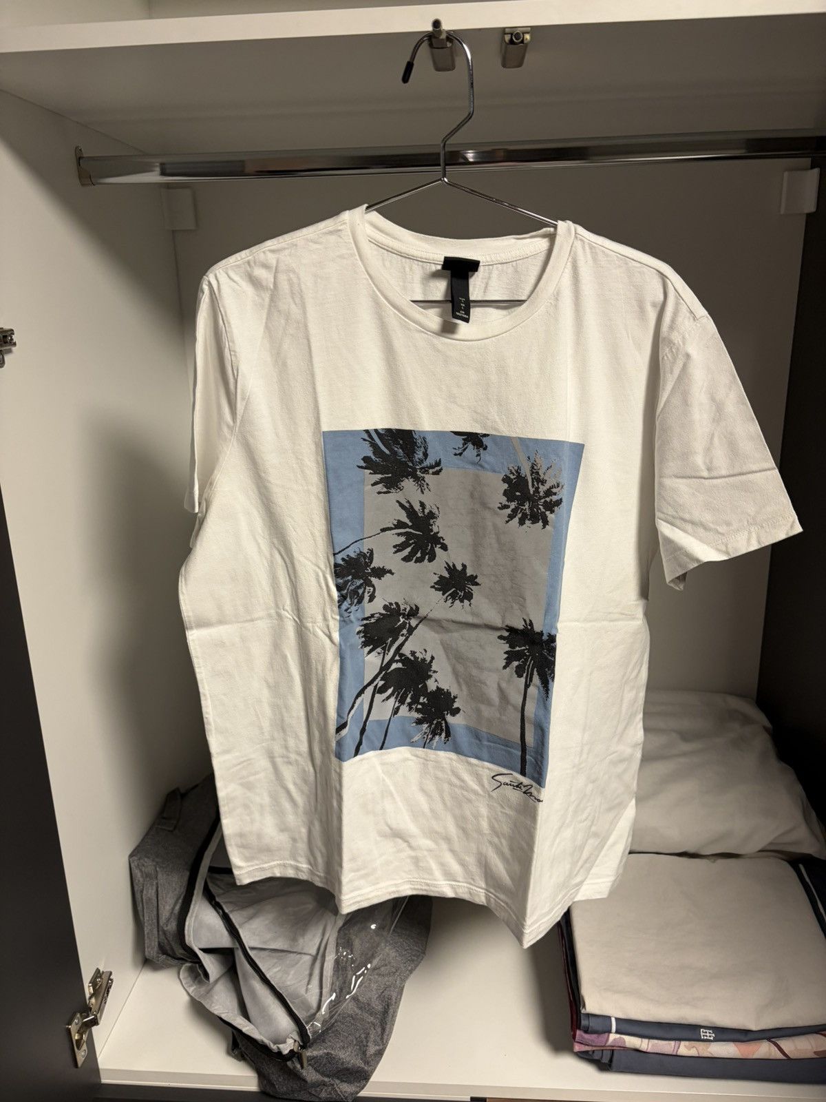 H&M H&M TEESHIRT Size US M / EU 48-50 / 2 - 1 Thumbnail