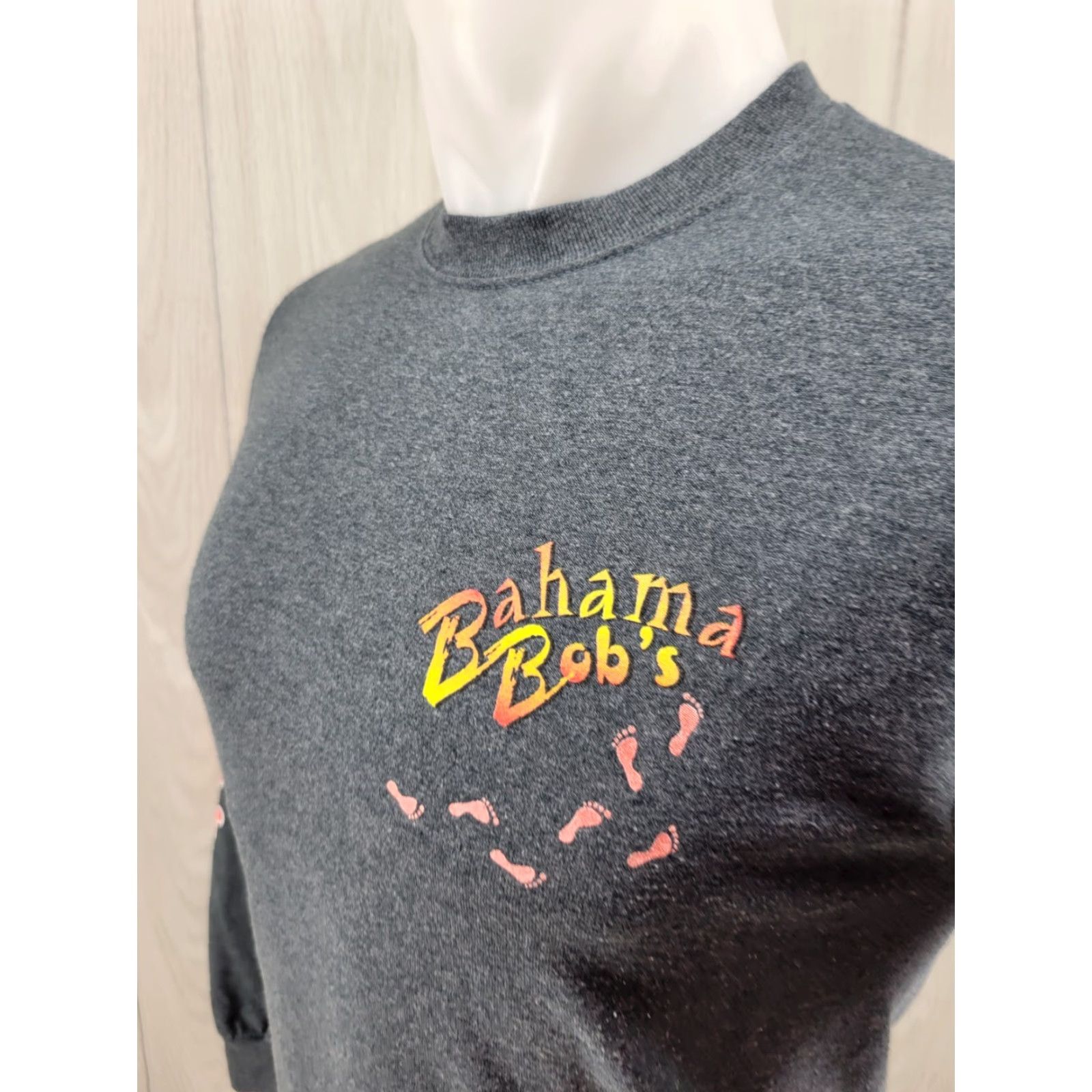 Gildan Bahama Bob's Beach Side Cafe Long Sleeve Shirt Small Gray Mens Regular Cotton Beach Size US S / EU 44-46 / 1 - 4 Thumbnail