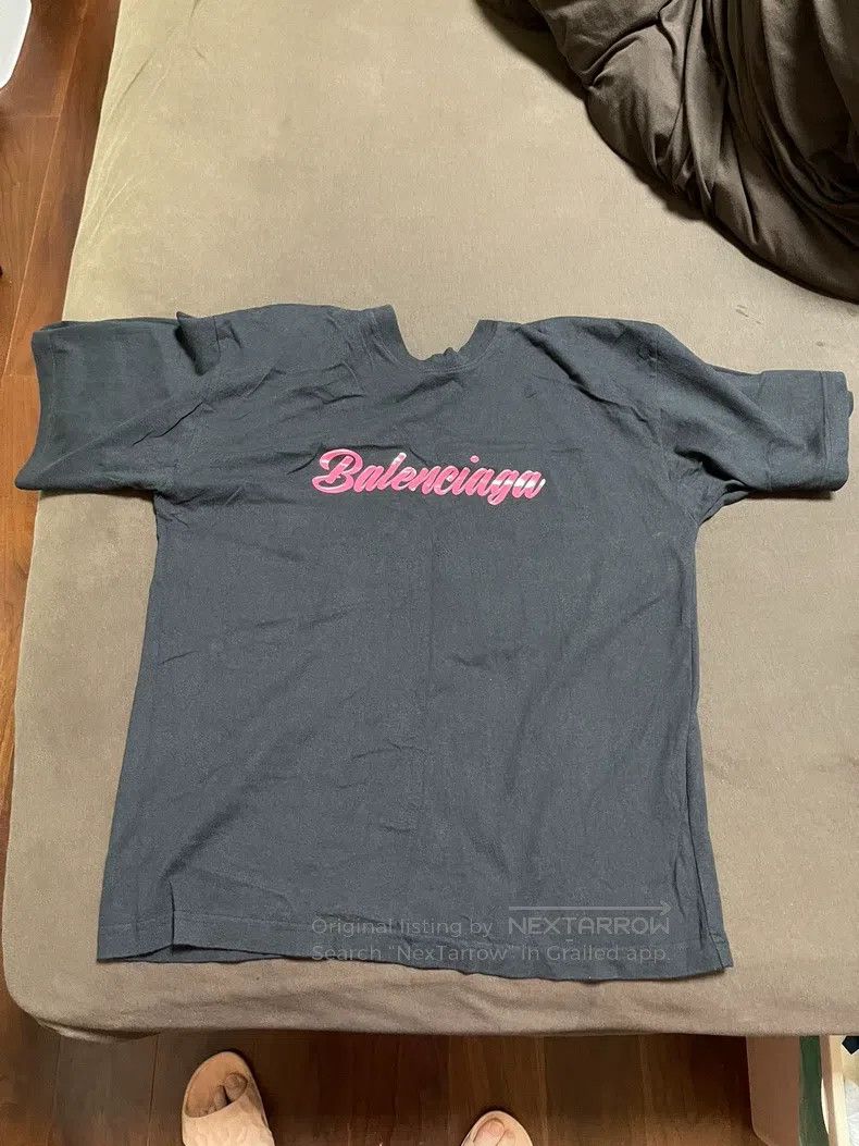 Balenciaga Balenciaga Back Special Cut Short Sleeve T-Shirt Size US S / EU 44-46 / 1 - 2 Thumbnail