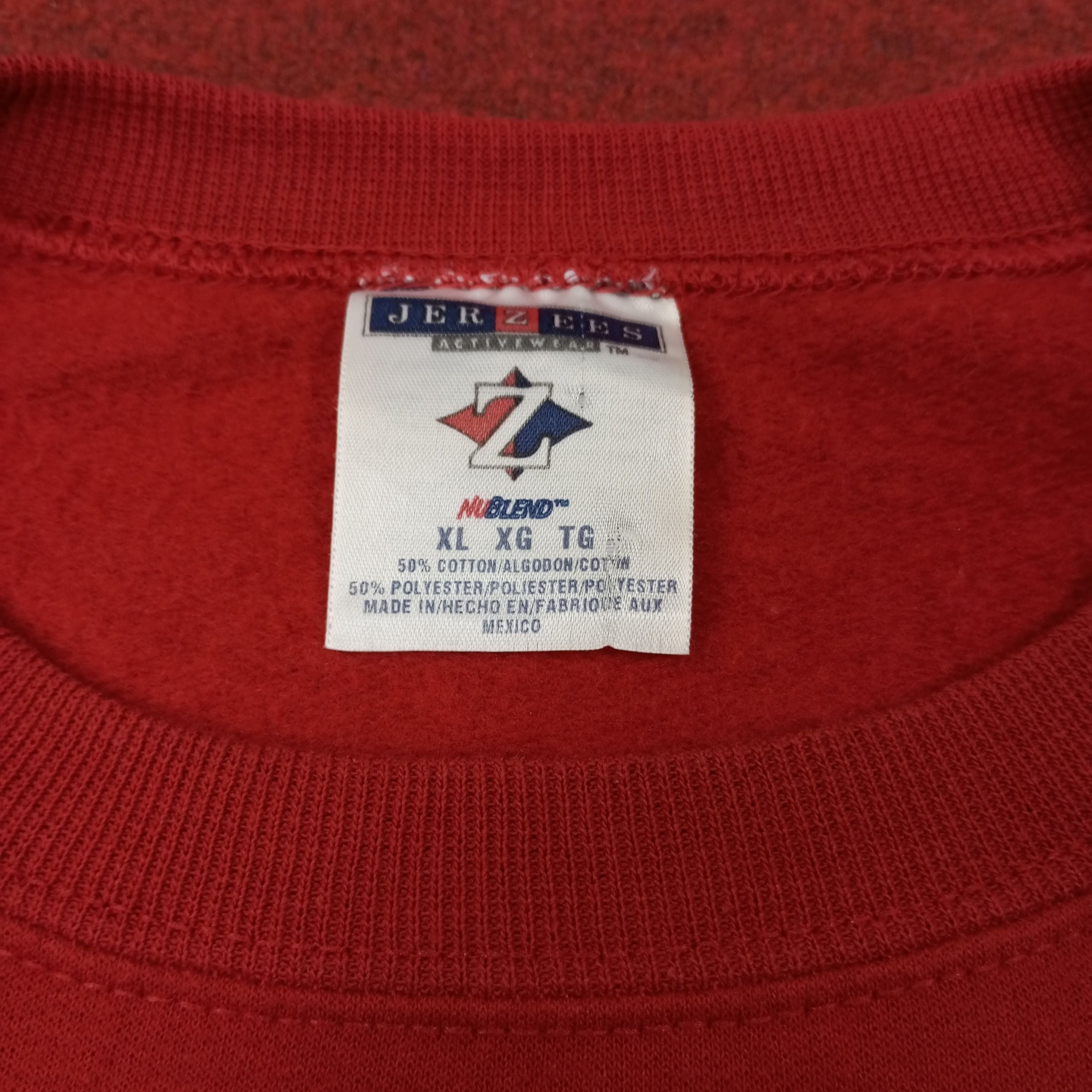 Vintage Hiland Hawks Basketball Team Sweatshirt c226n20 Size US XL / EU 56 / 4 - 3 Thumbnail