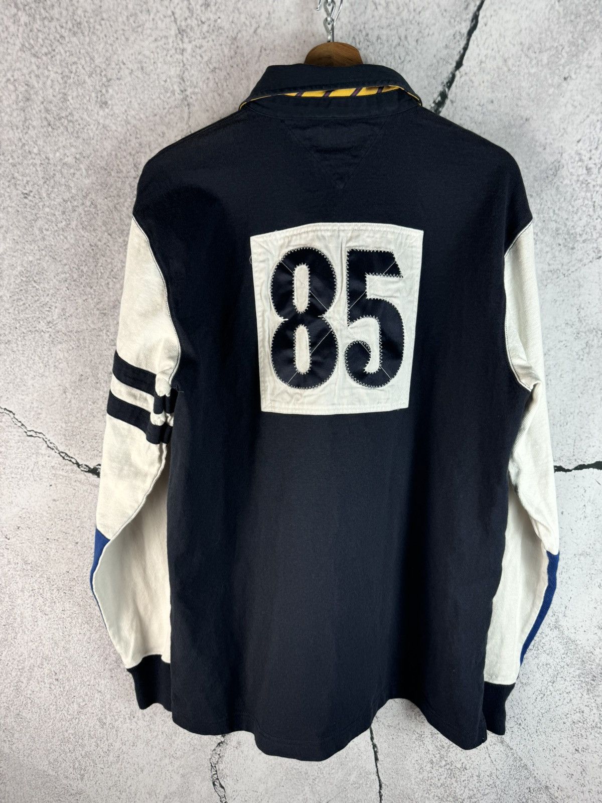 Tommy Hilfiger Vintage Tommy Hilfiger Rare 85 Rugby Shirt Size US L / EU 52-54 / 3 - 2 Thumbnail