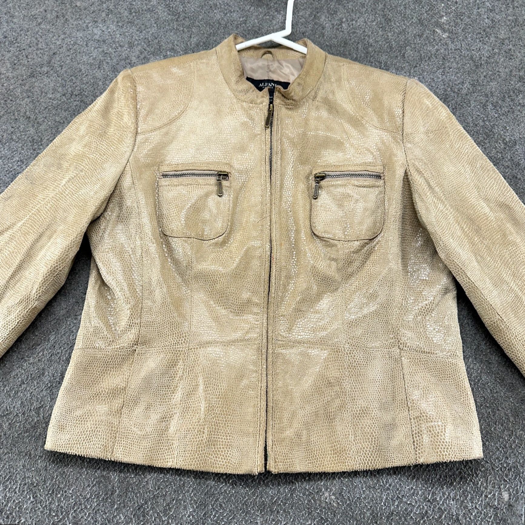 Alfani VINTAGE Alfani Jacket Womens Petite PM Beige Leather Snakeskin Zip Full Lined 90s Biker Motorcycle Snake Spring Fall Winter Womens Size M / US 6-8 / IT 42-44 - 4 Thumbnail