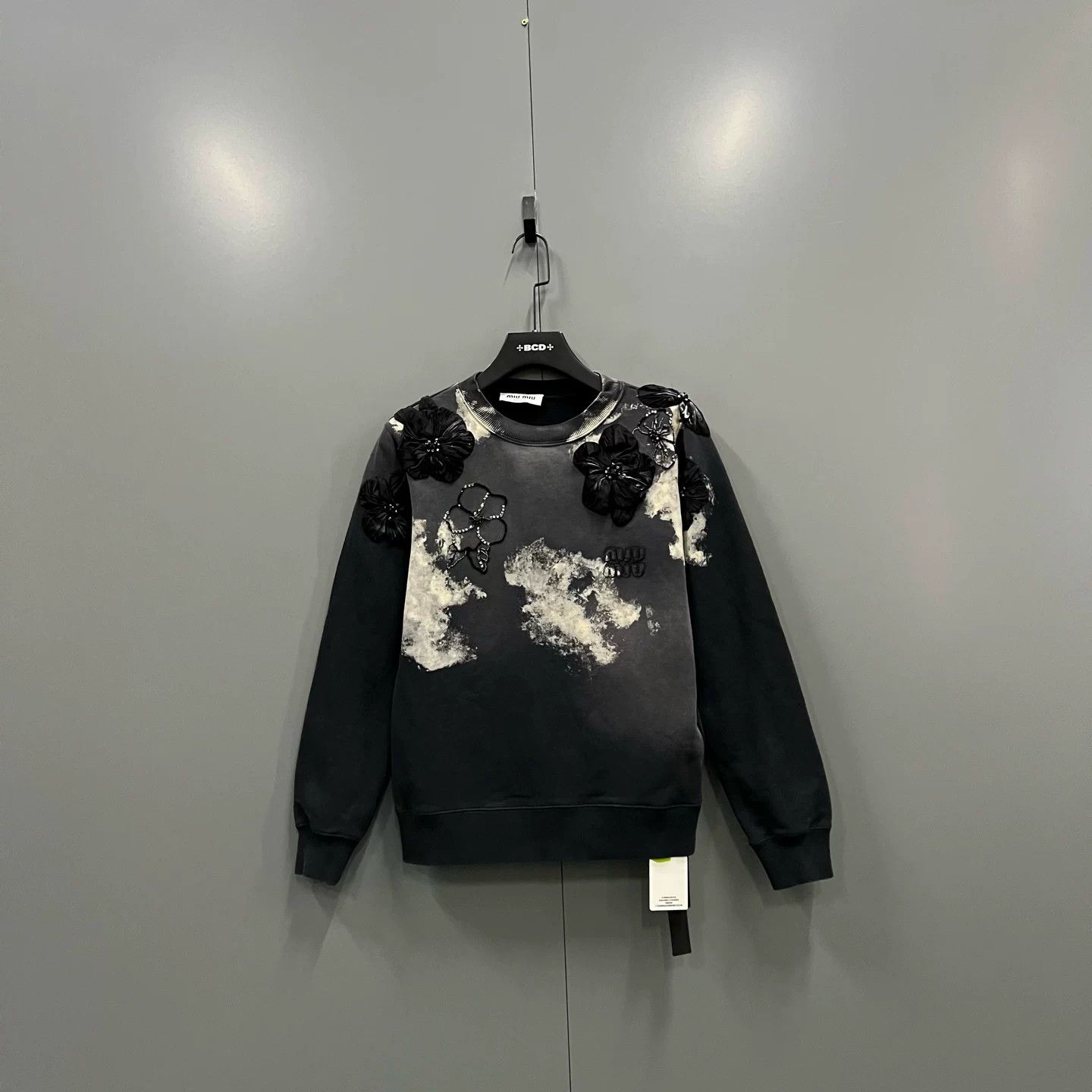 Miu Miu Miu Miu 2022 Runway Dyed 3D Embroidery Sweatshirt Size M / US 6-8 / IT 42-44 - 1 Thumbnail