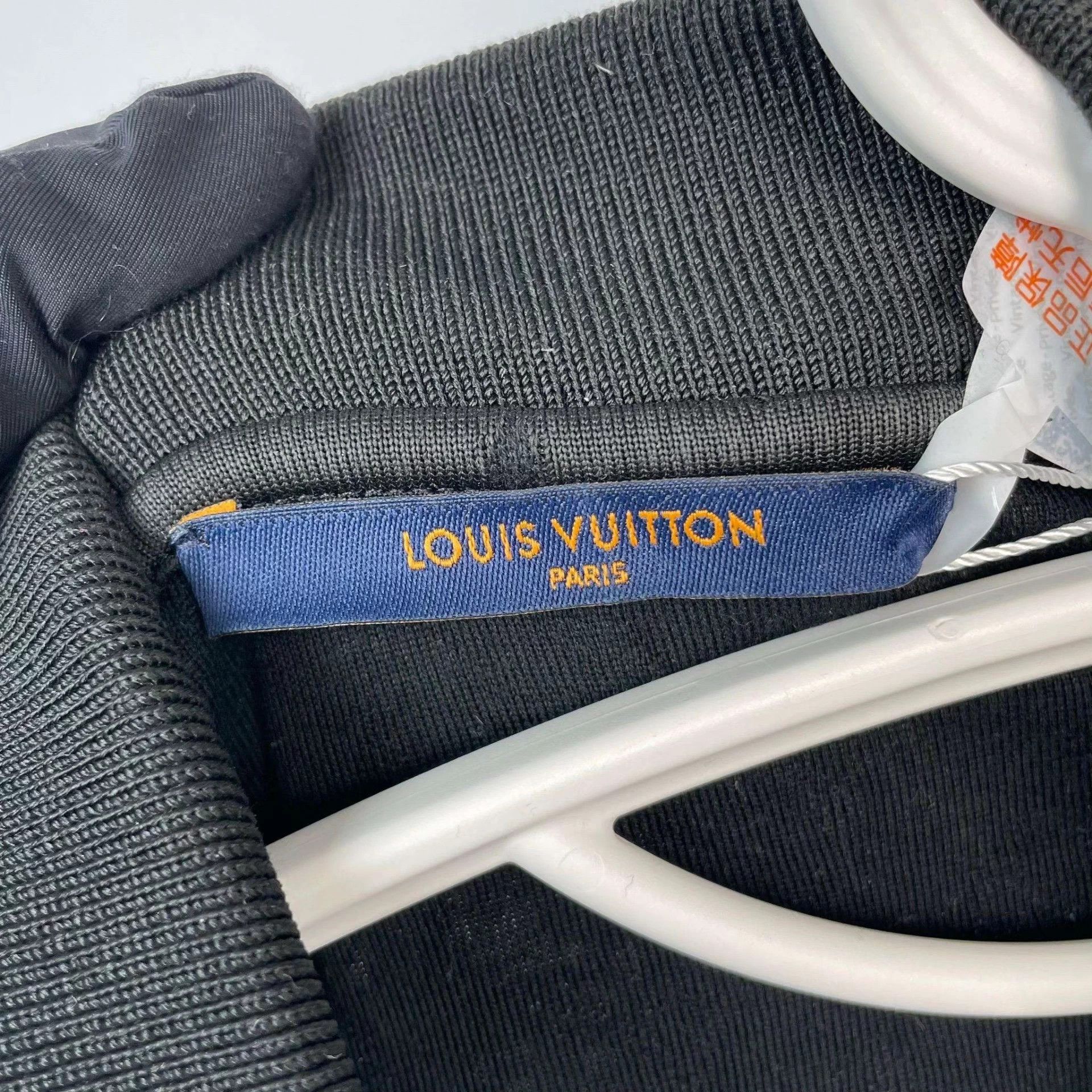 Louis Vuitton LV All Over Print Logo Short Sleeve Shirt Black XL Size US XL / EU 56 / 4 - 4 Thumbnail