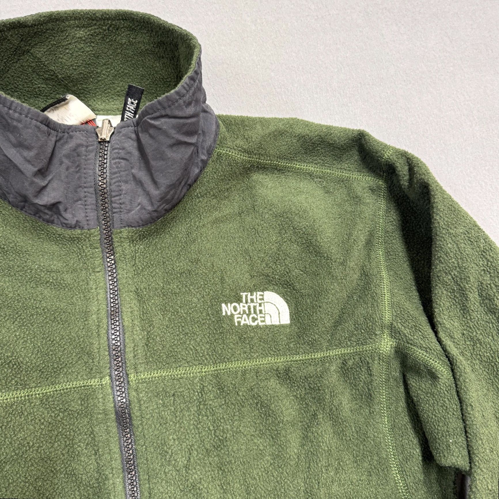 The North Face The North Face Jacket Mens Small Green Fleece Full Zip Outdoor Hiking Vintage Size US S / EU 44-46 / 1 - 2 Thumbnail