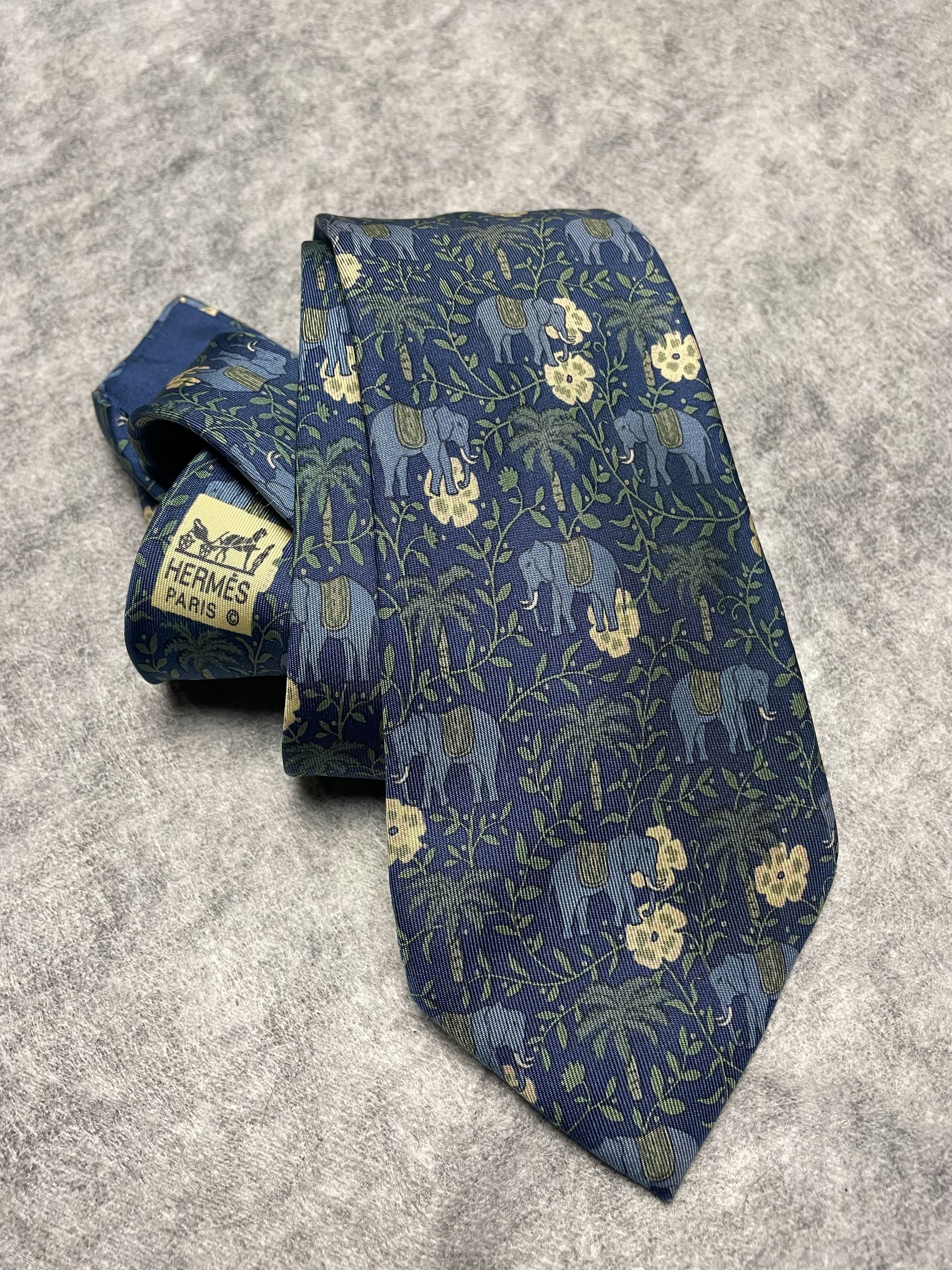 Hermes HERMES Paris 7183 UA Mustard Elephant Palm Floral Silk Tie Size ONE SIZE - 1 Thumbnail
