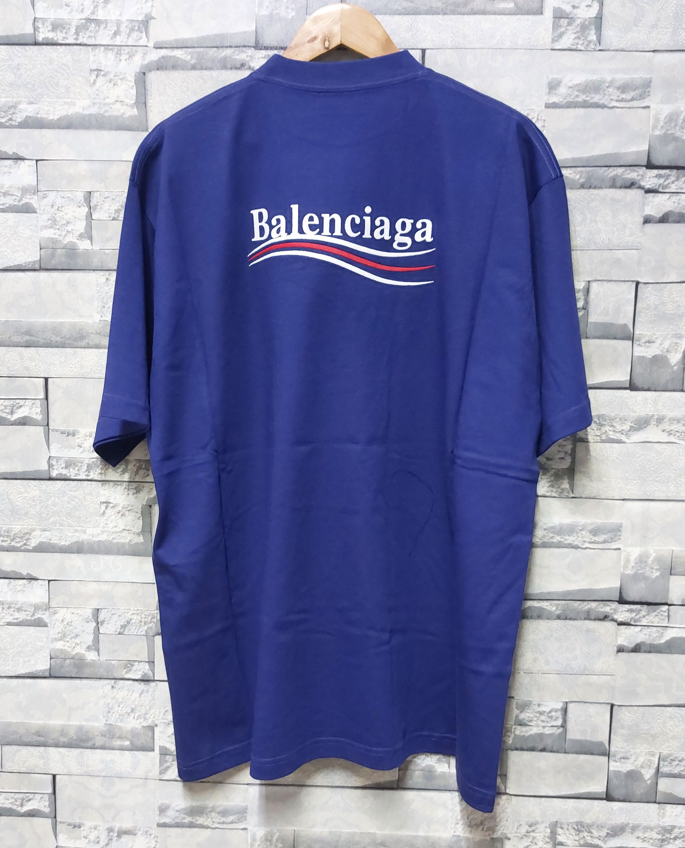 Balenciaga Balenciaga T-Shirt Size US S / EU 44-46 / 1 - 5 Thumbnail